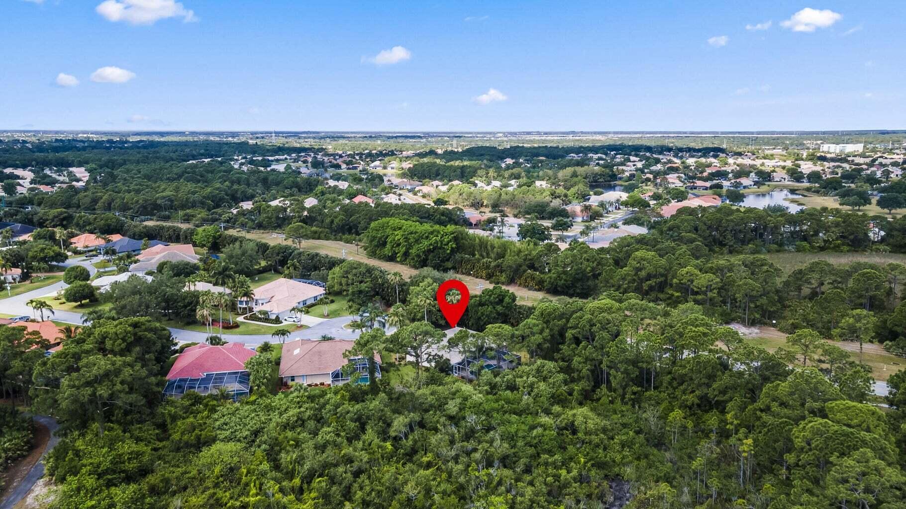 COUNTRY CLUB POINTE - Residential