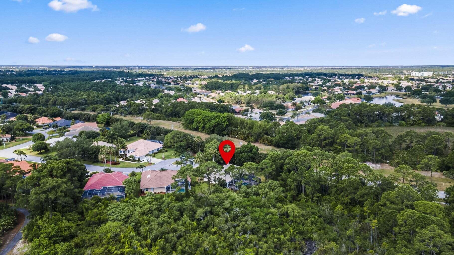 COUNTRY CLUB POINTE - Residential