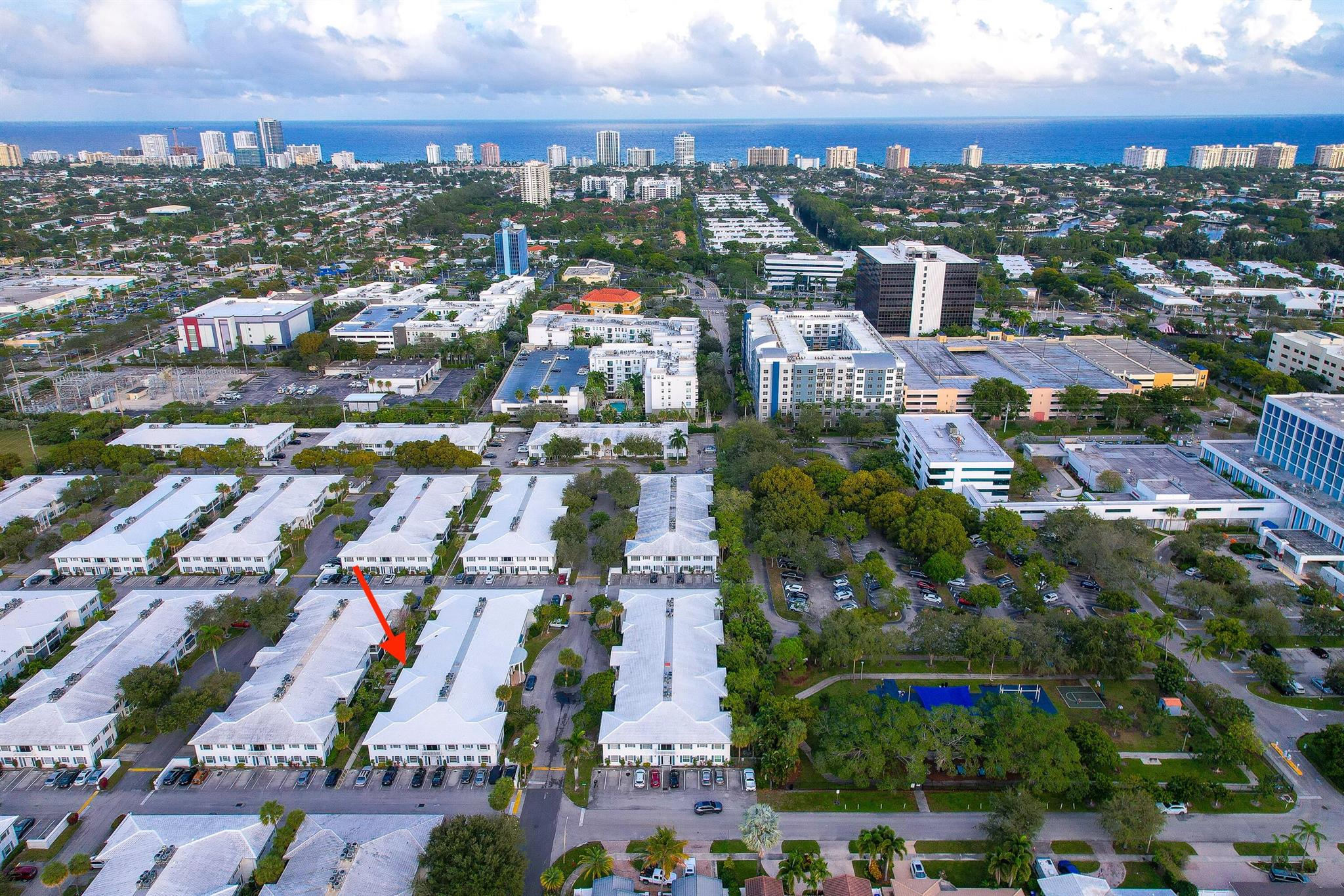 IMPERIAL POINT COLONNADES - Residential