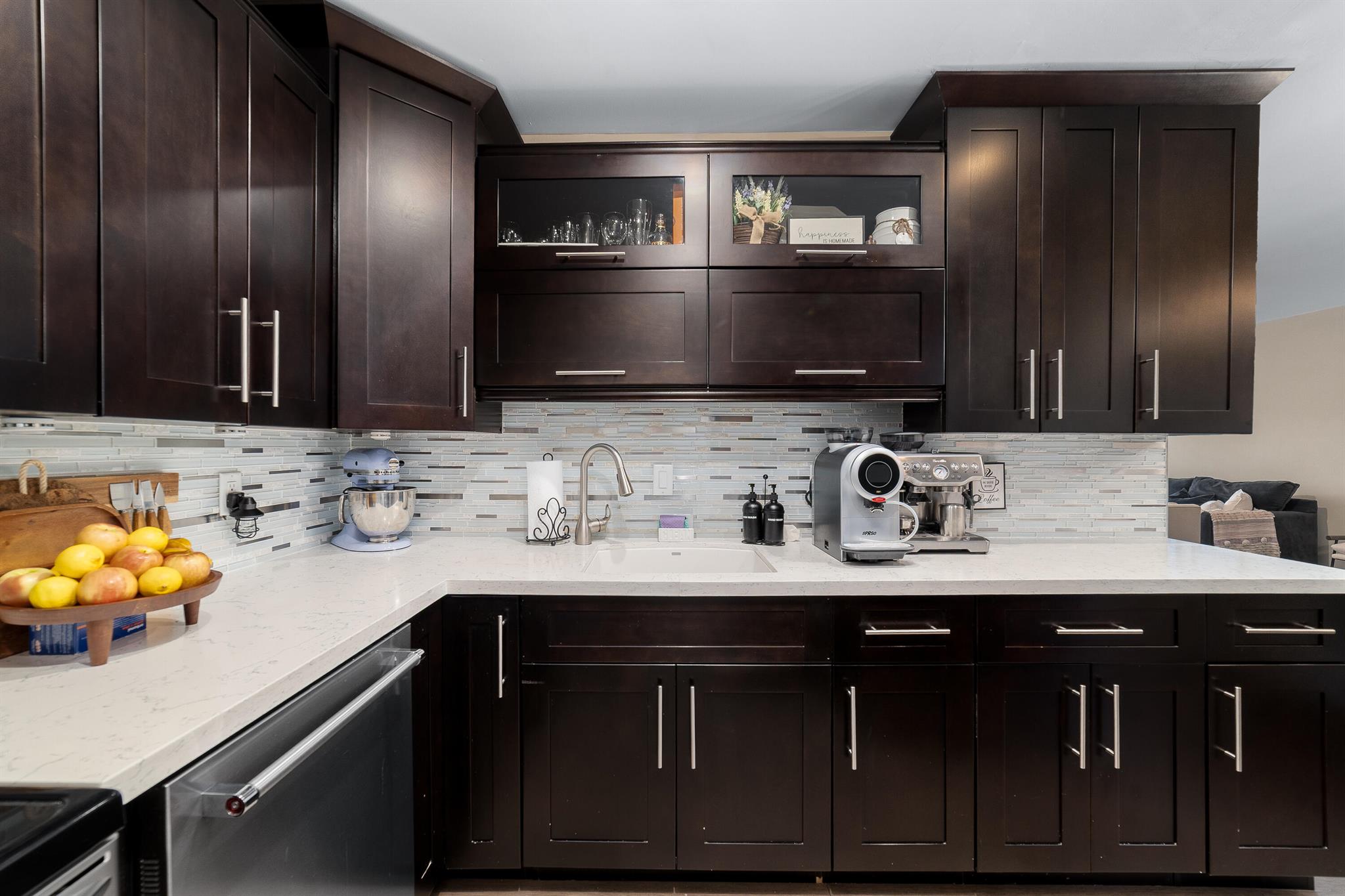 IMPERIAL POINT COLONNADES - Residential