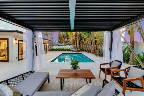 Photo of 625 Las Palmas Park Park, Boynton Beach, FL 33435 (MLS # R11150738)