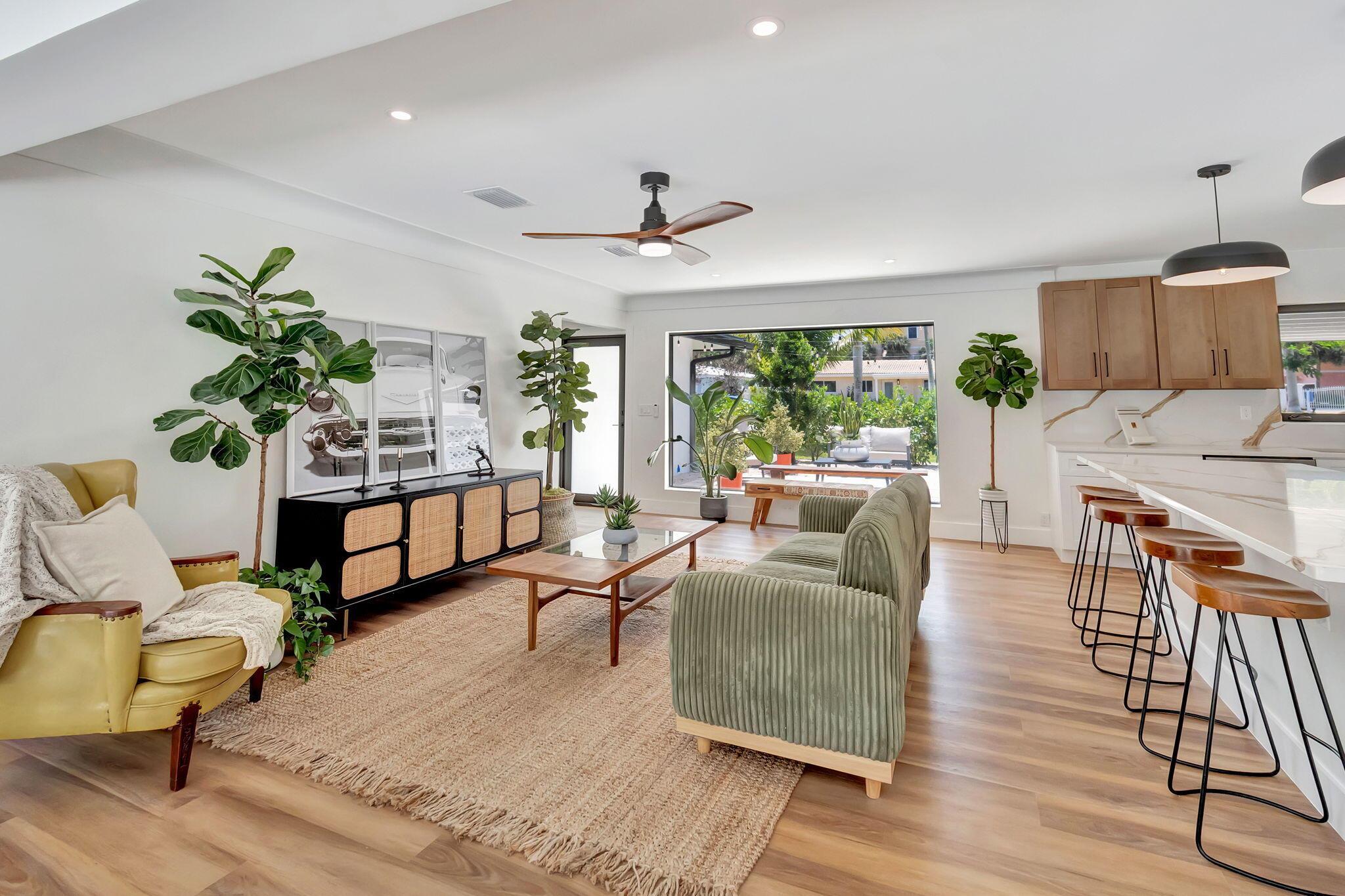 LAS PALMAS PARK - Residential