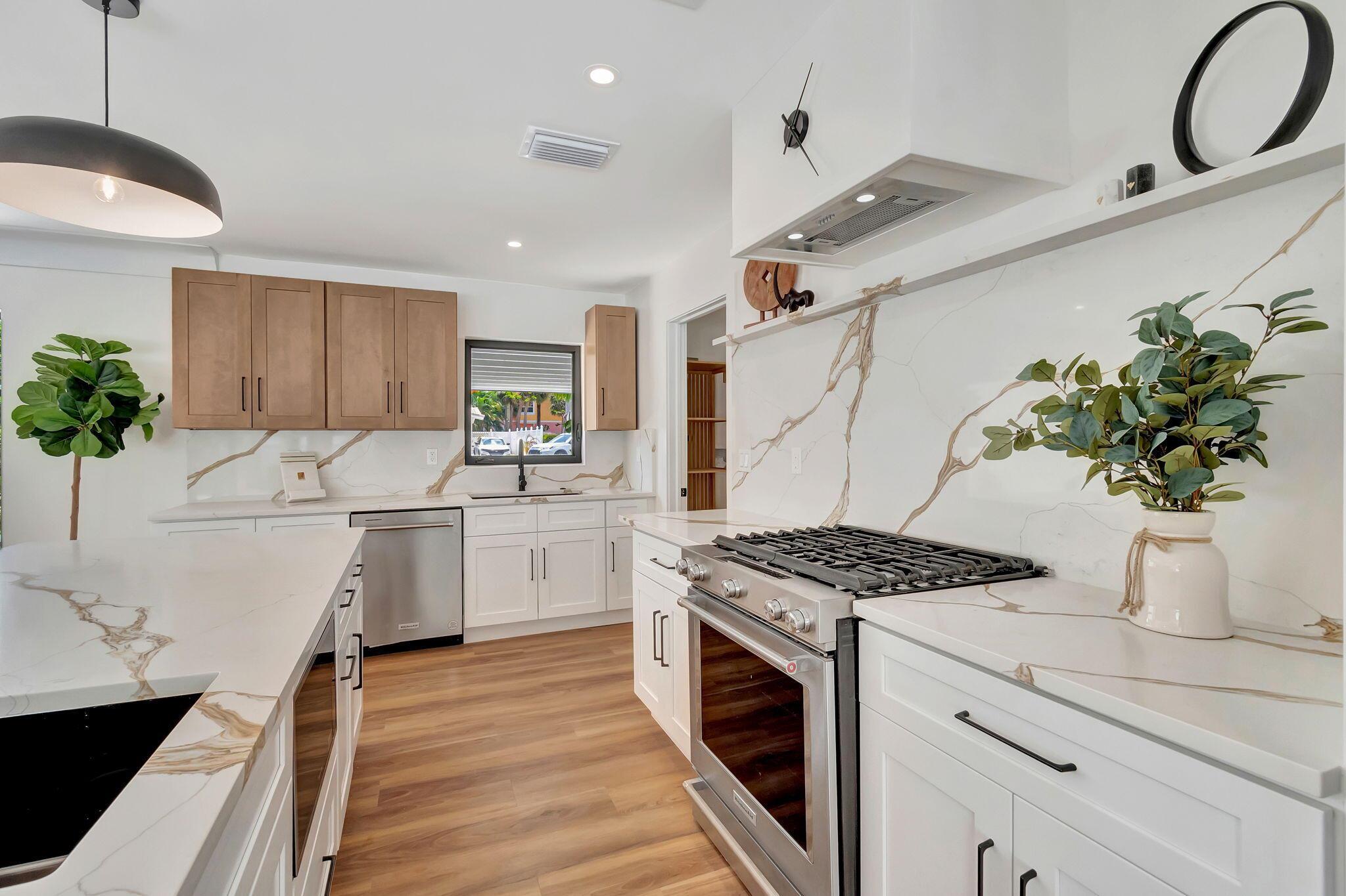 LAS PALMAS PARK - Residential