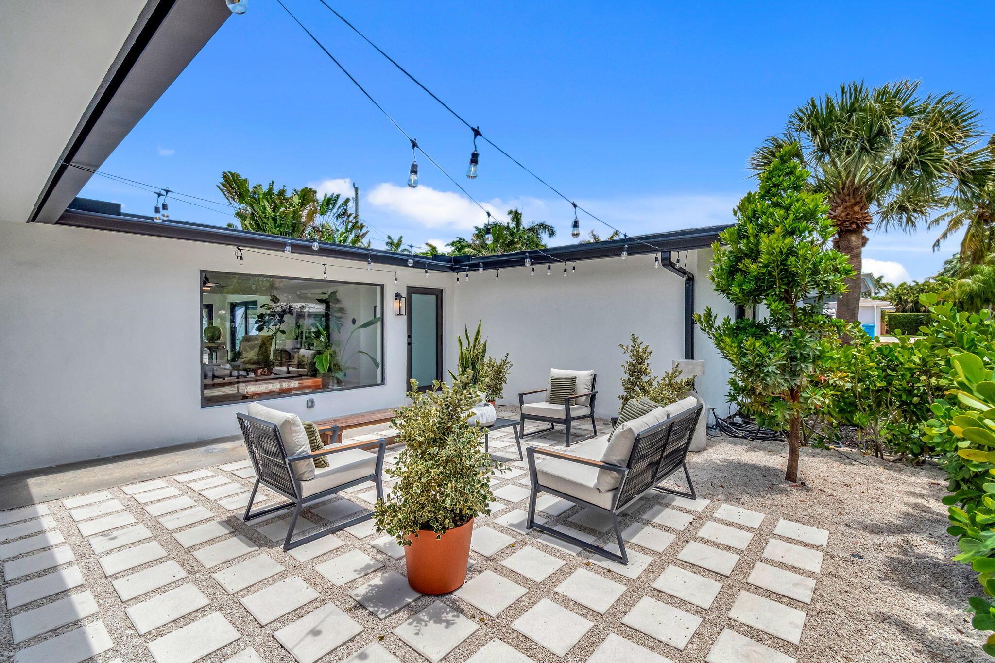 LAS PALMAS PARK - Residential