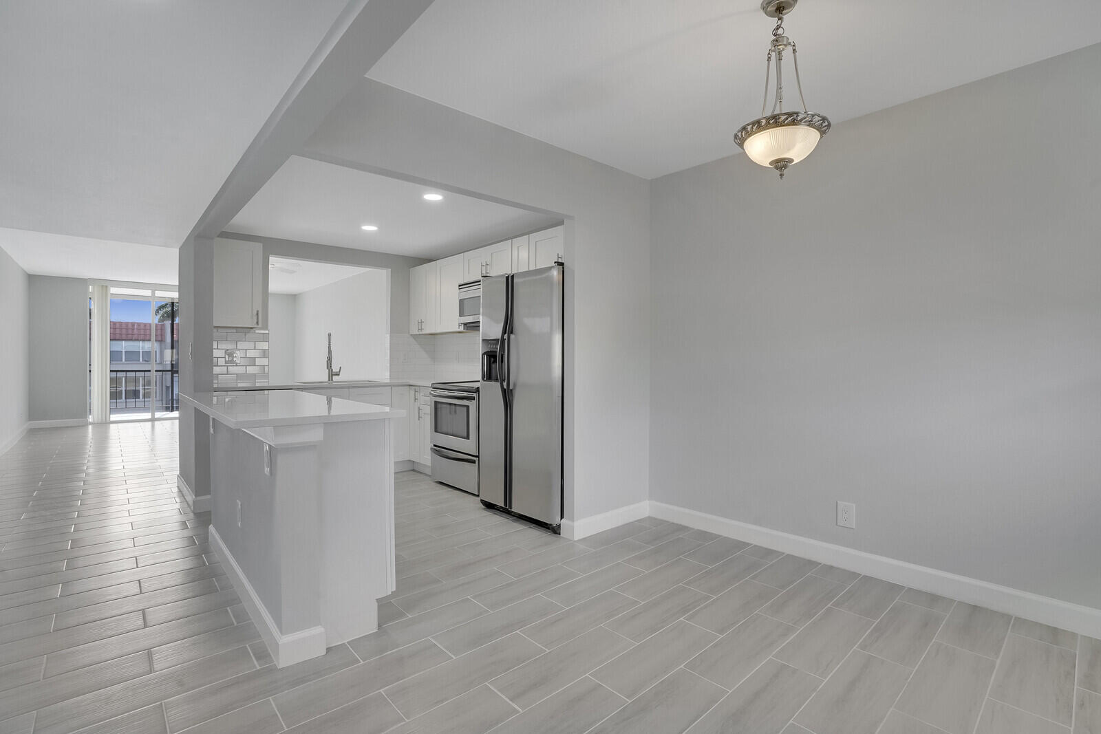 ISLAND CLUB ONE CONDO - Residential