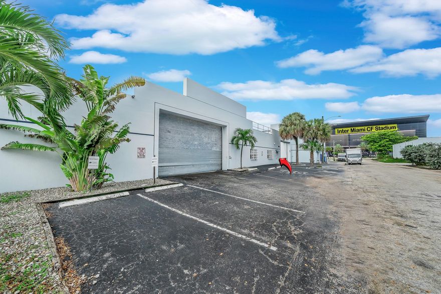 NO AUTOMOTIVE ALLOWED. RARE OFFICE + WAREHOUSE SPACE IN PRIME FORT LAUDERDALE LOCATION?1100 NW 54th St – East Bay | 4,148 SF | $6,400/mo | 12-month minimum lease Near Chase Stadium, Modified Gross lease—landlord pays property taxes, insurance & structural maintenance; tenant pays utilities & interior upkeep only. Features 6 private offices, reception area, 2 baths, kitchenette, warehouse with roll-up door, & enclosed parking inside the secure complex. Separate electric meter and A/C in office areas. Ideal for light industrial, logistics, or professional use seeking a clean, functional space in a central location.Optional Combo Opportunity:2nd space available 1120 NW 54th St  West Bay | 6,283 SF | $12,500/mo Combine both for ~10,400 SF total. Easy to Show. Request Your Private Tour Today!
