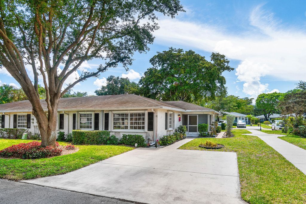 Photo of 10141 S 41st Dr #193, Boynton Beach, FL 33436 (MLS # B26031602)