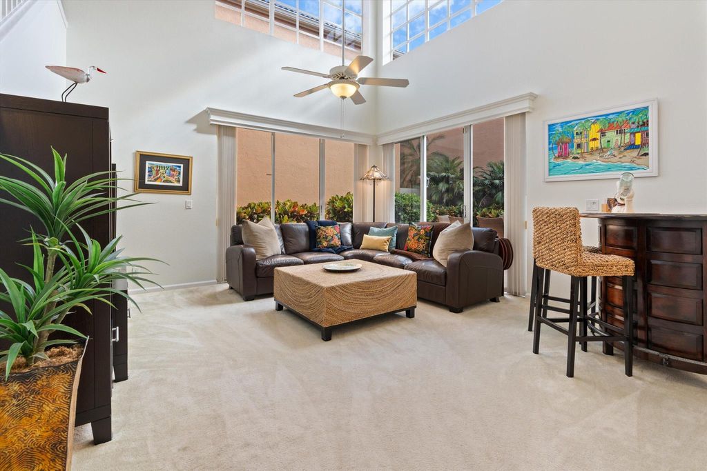 Photo of 7 Via Tivoli, Palm Beach Gardens, FL 33418 (MLS # R10938964)