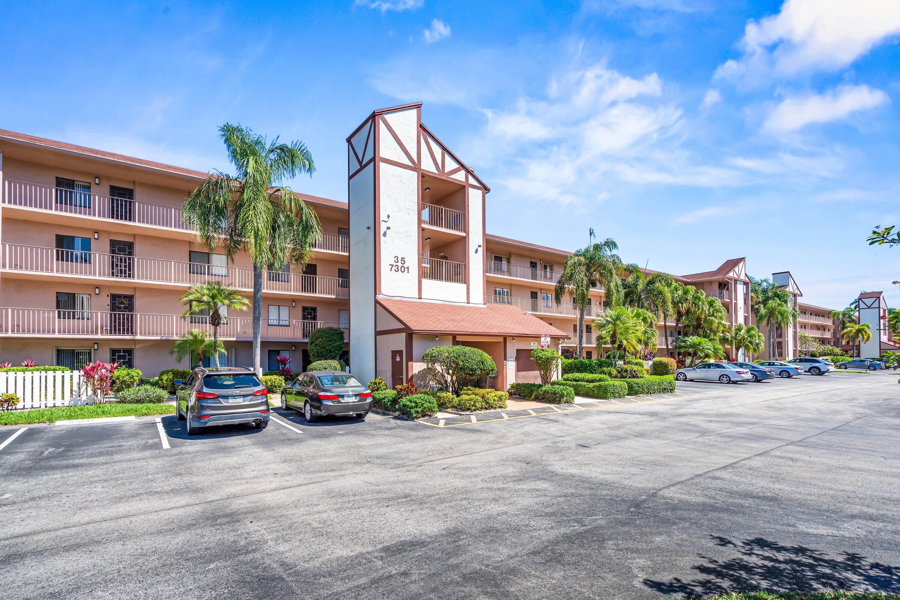 7301 Amberly Lane 304