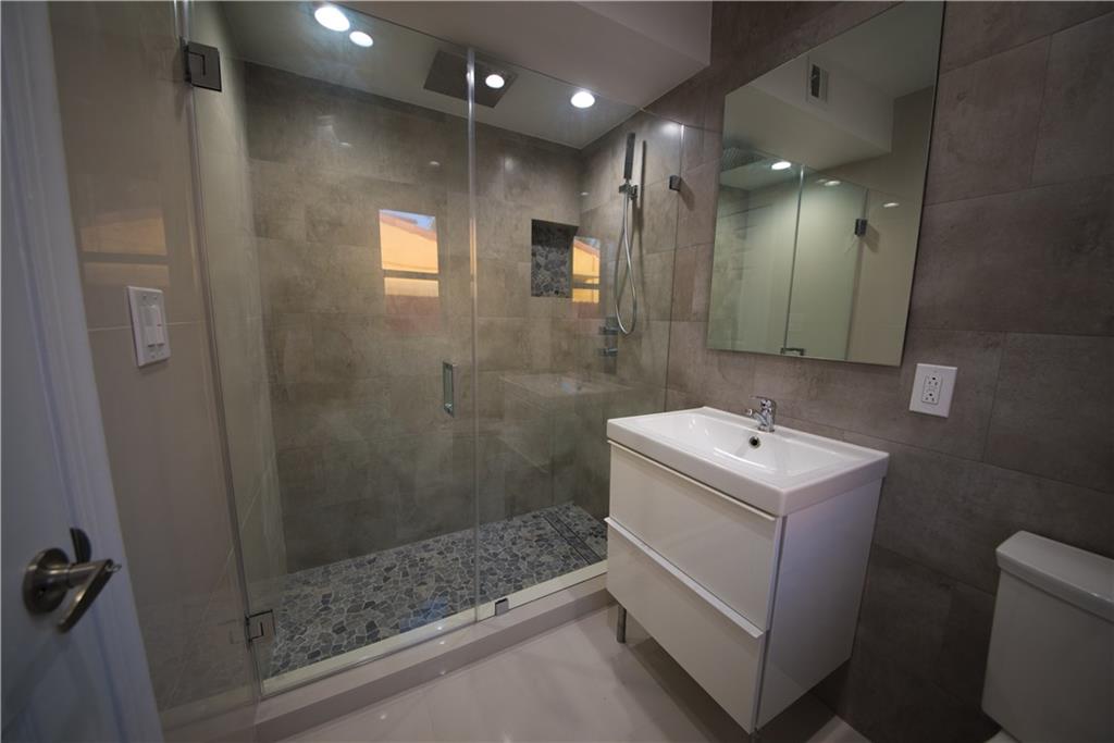 Foster & Sanchez Tr - Residential