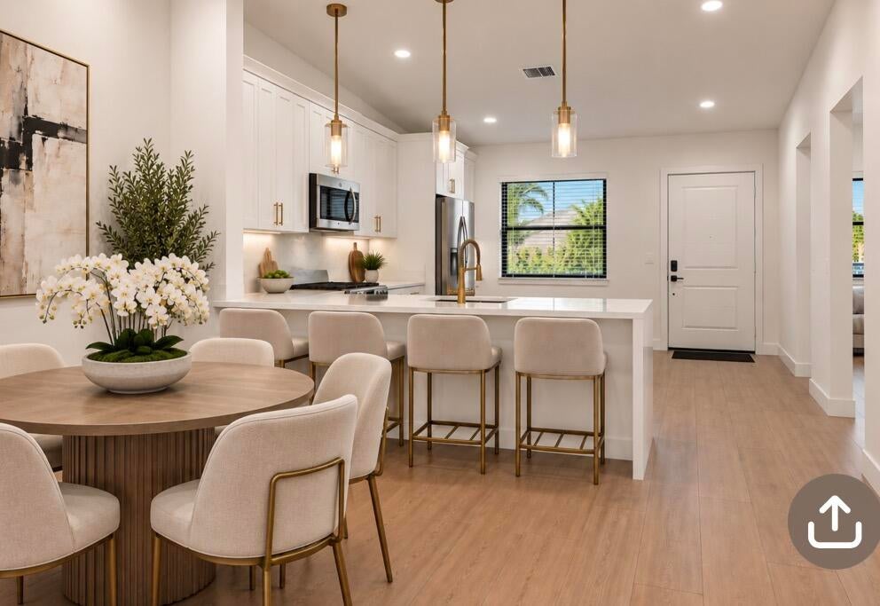 4699 LUCERNE LAKES Boulevard E 203