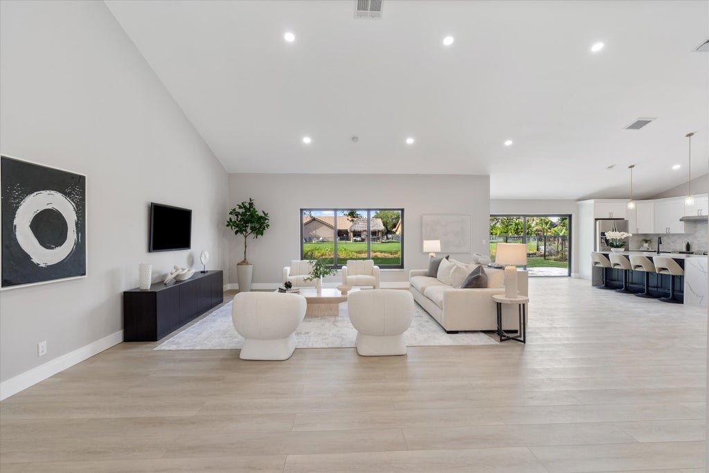Photo of 9471 Sun Pointe Drive, Boynton Beach, FL 33437 (MLS # R11108186)
