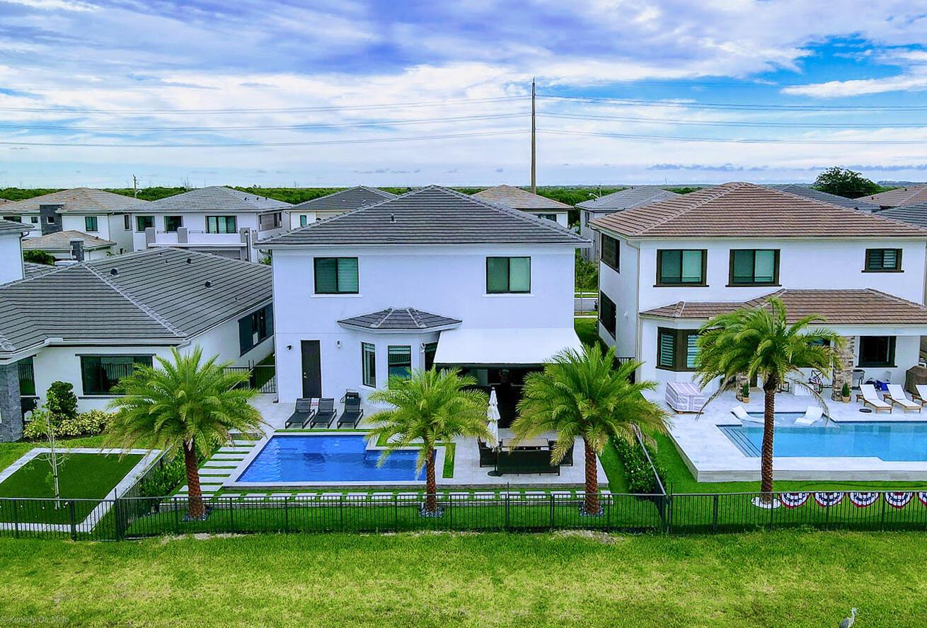 Cascata/ TRIPLE H RANCH P - Residential