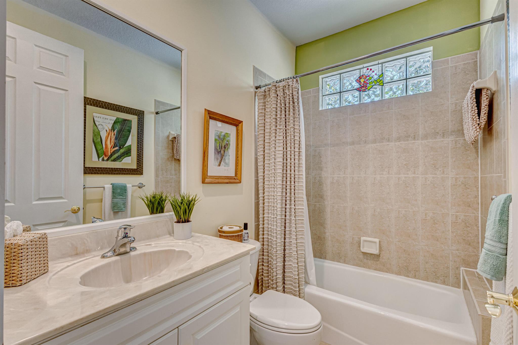 OLYMPIA - Residential Lease