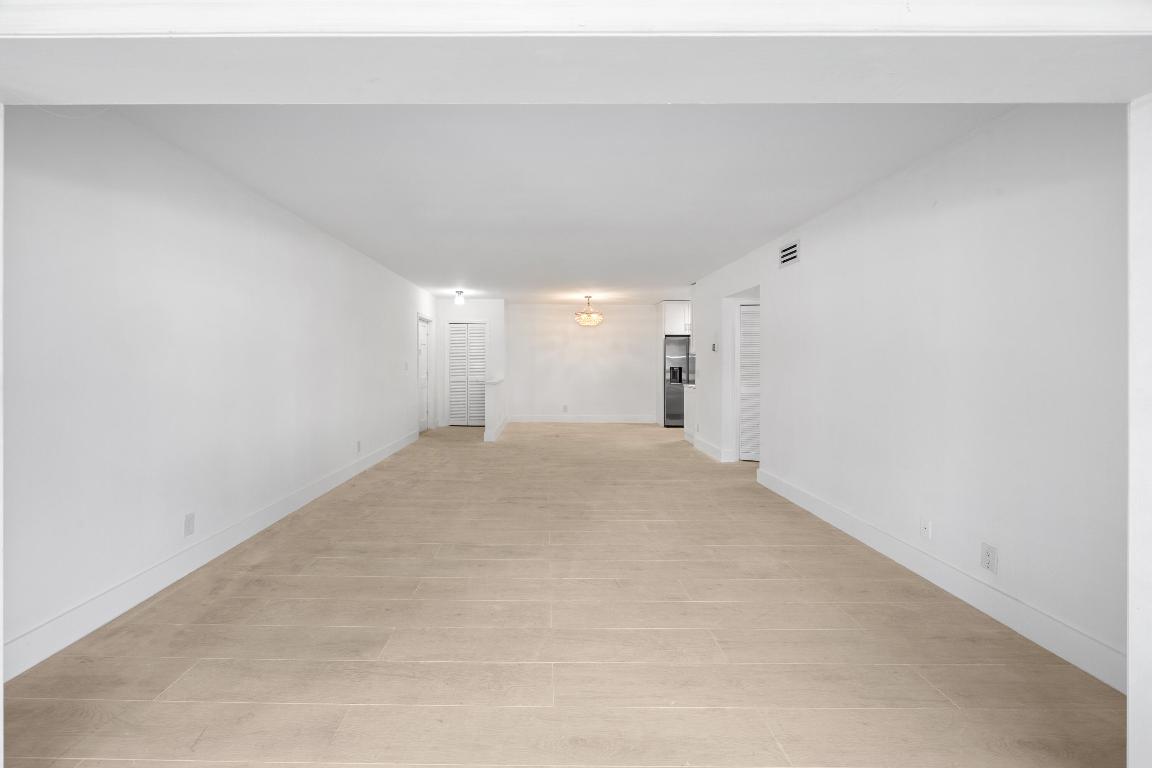 INNER CIRCLE CONDO - Residential