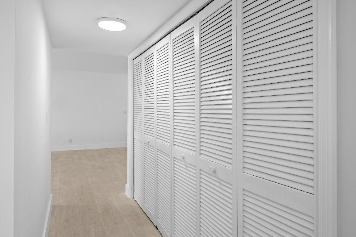 INNER CIRCLE CONDO - Residential