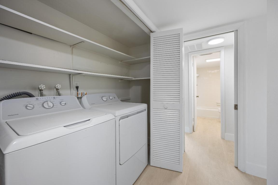 INNER CIRCLE CONDO - Residential