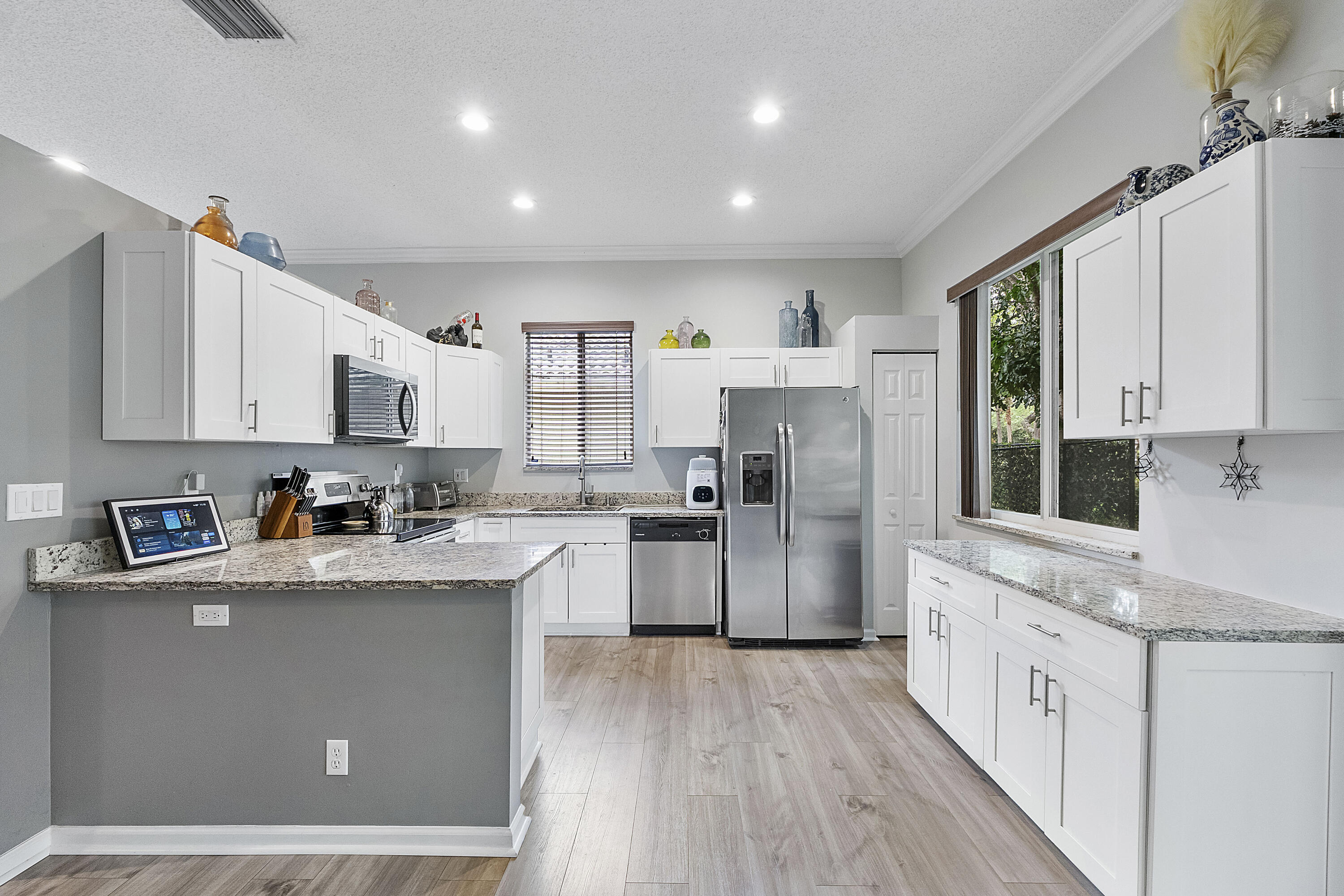 REGENCY LAKES AT COCONUT CREEK - Residential