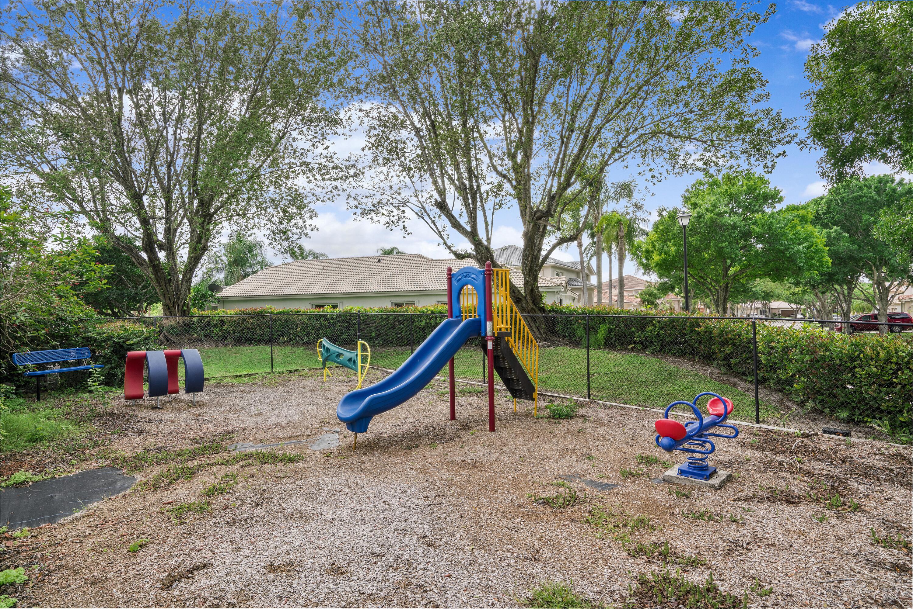 REGENCY LAKES AT COCONUT CREEK - Residential