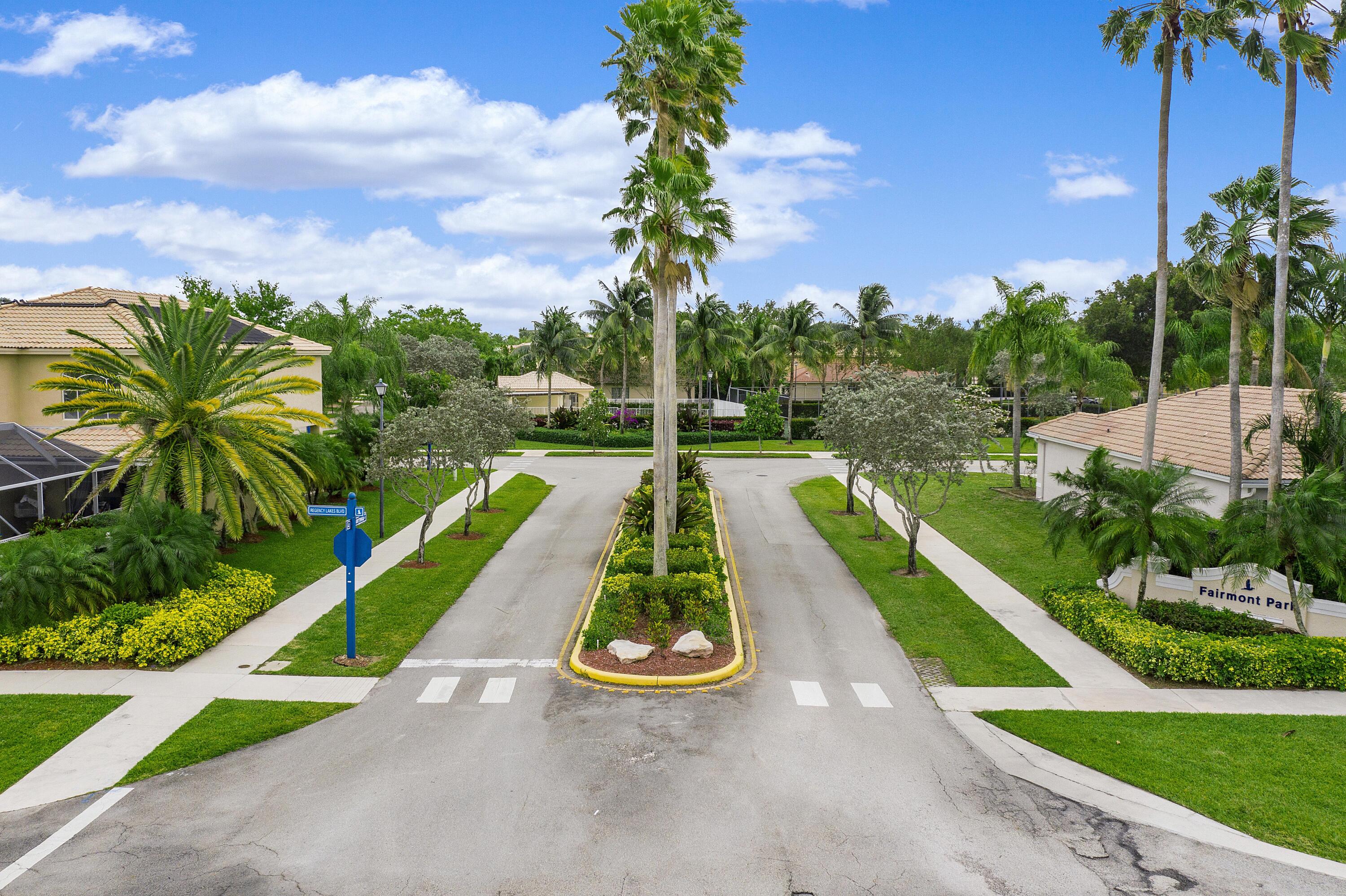 REGENCY LAKES AT COCONUT CREEK - Residential