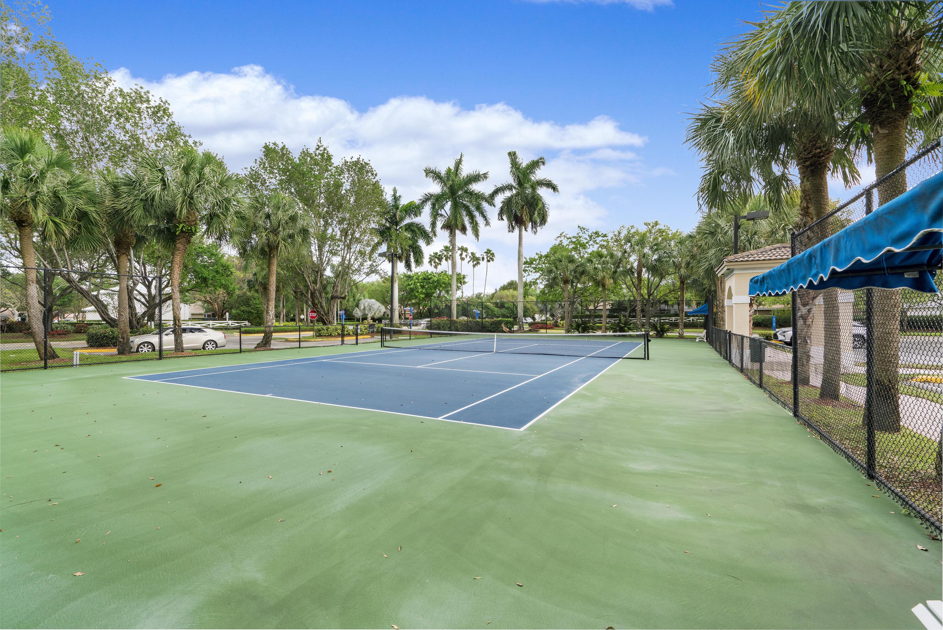REGENCY LAKES AT COCONUT CREEK - Residential