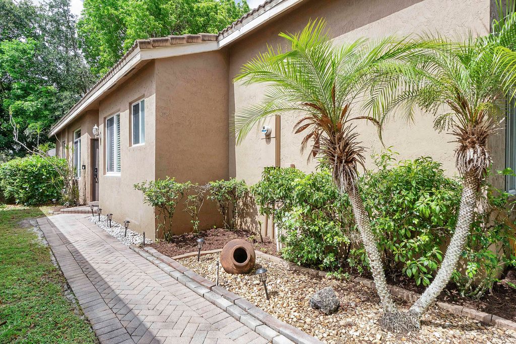 Photo of 5024 Ibis Court, Coconut Creek, FL 33073 (MLS # B26034164)