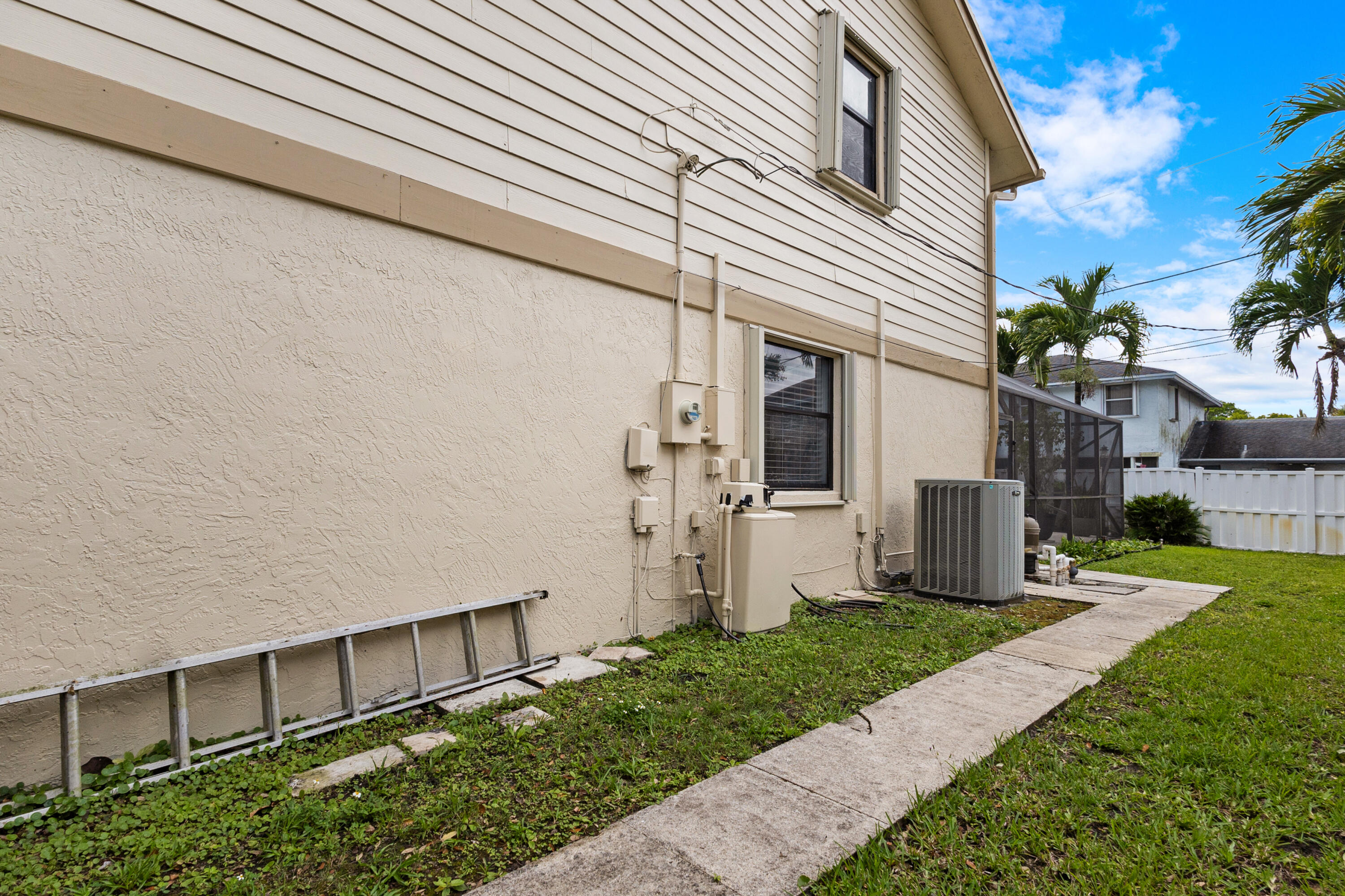 SUNRISE GOLF VILLAGE SEC 26 - Residential