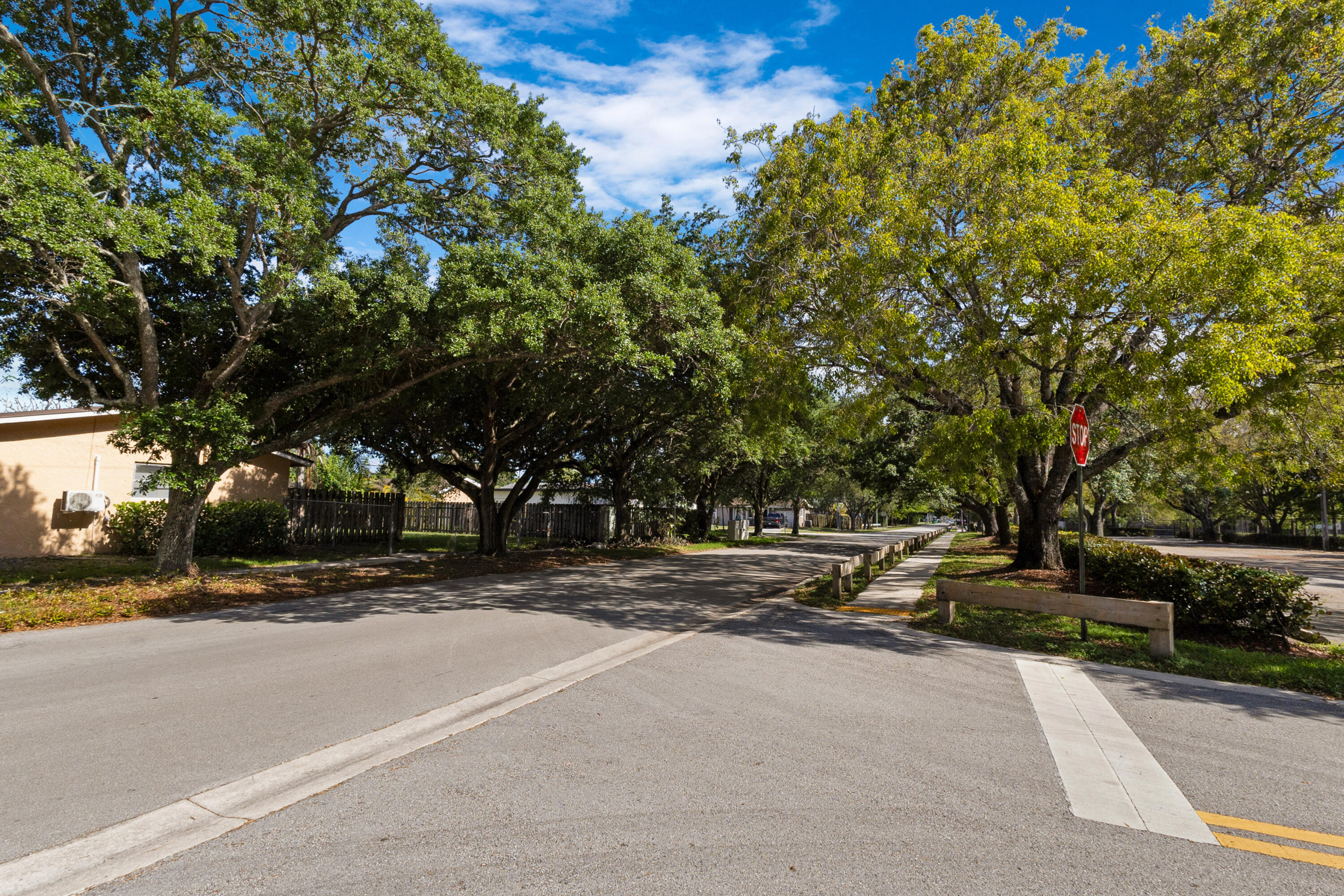 SUNRISE GOLF VILLAGE SEC 26 - Residential