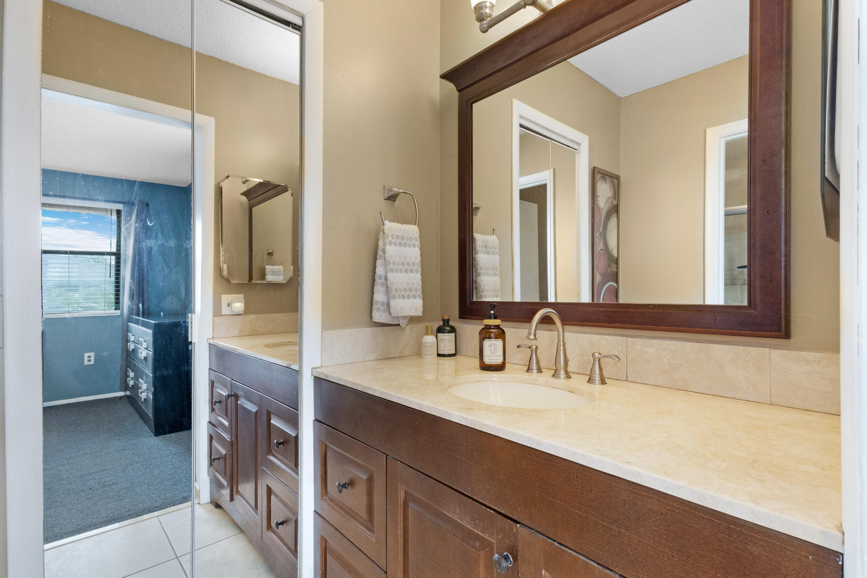 SUNRISE GOLF VILLAGE SEC 26 - Residential