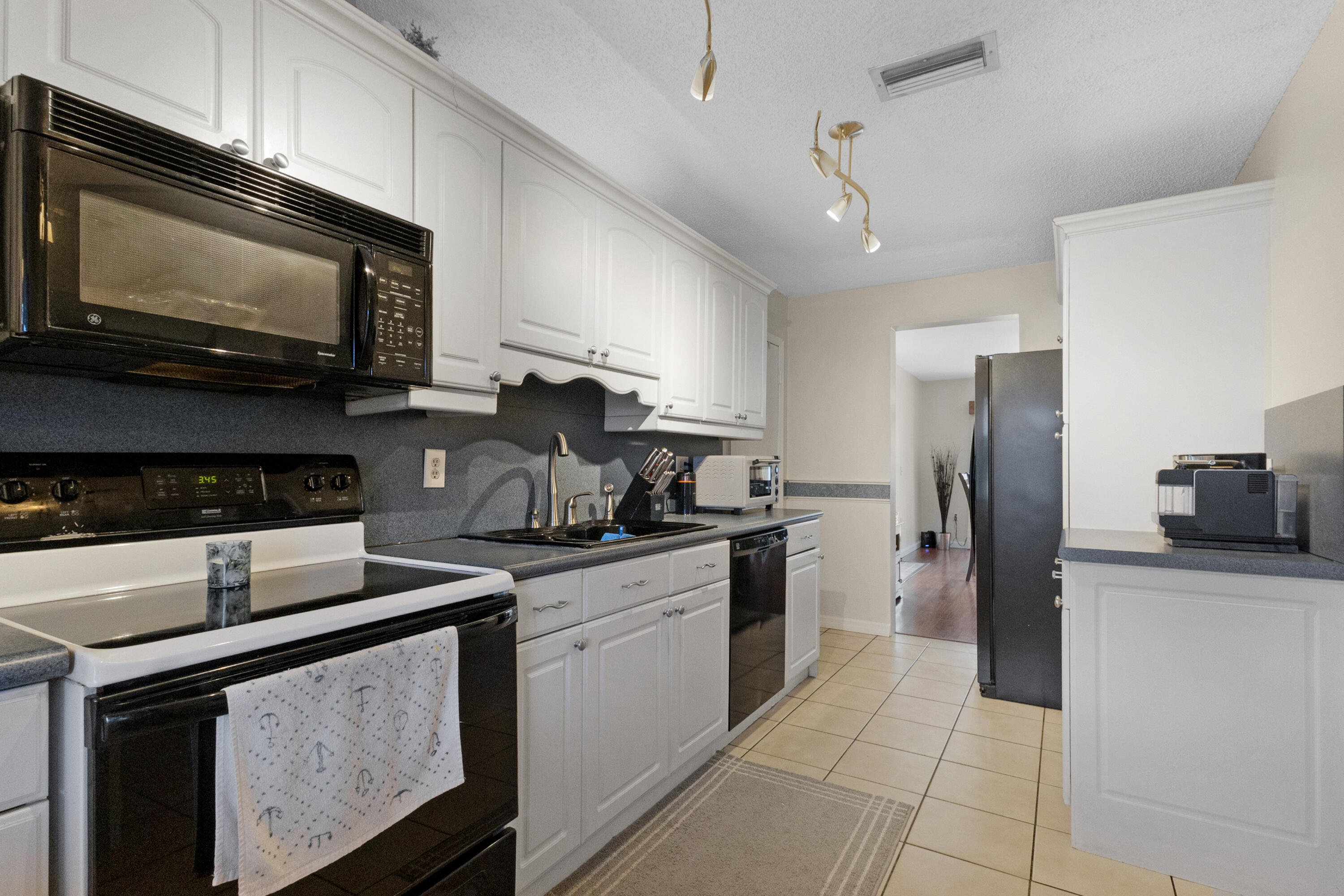 SUNRISE GOLF VILLAGE SEC 26 - Residential