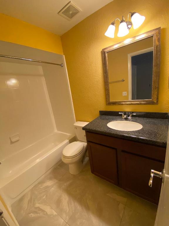 PORT ST LUCIE SECTION 27 - Residential Lease