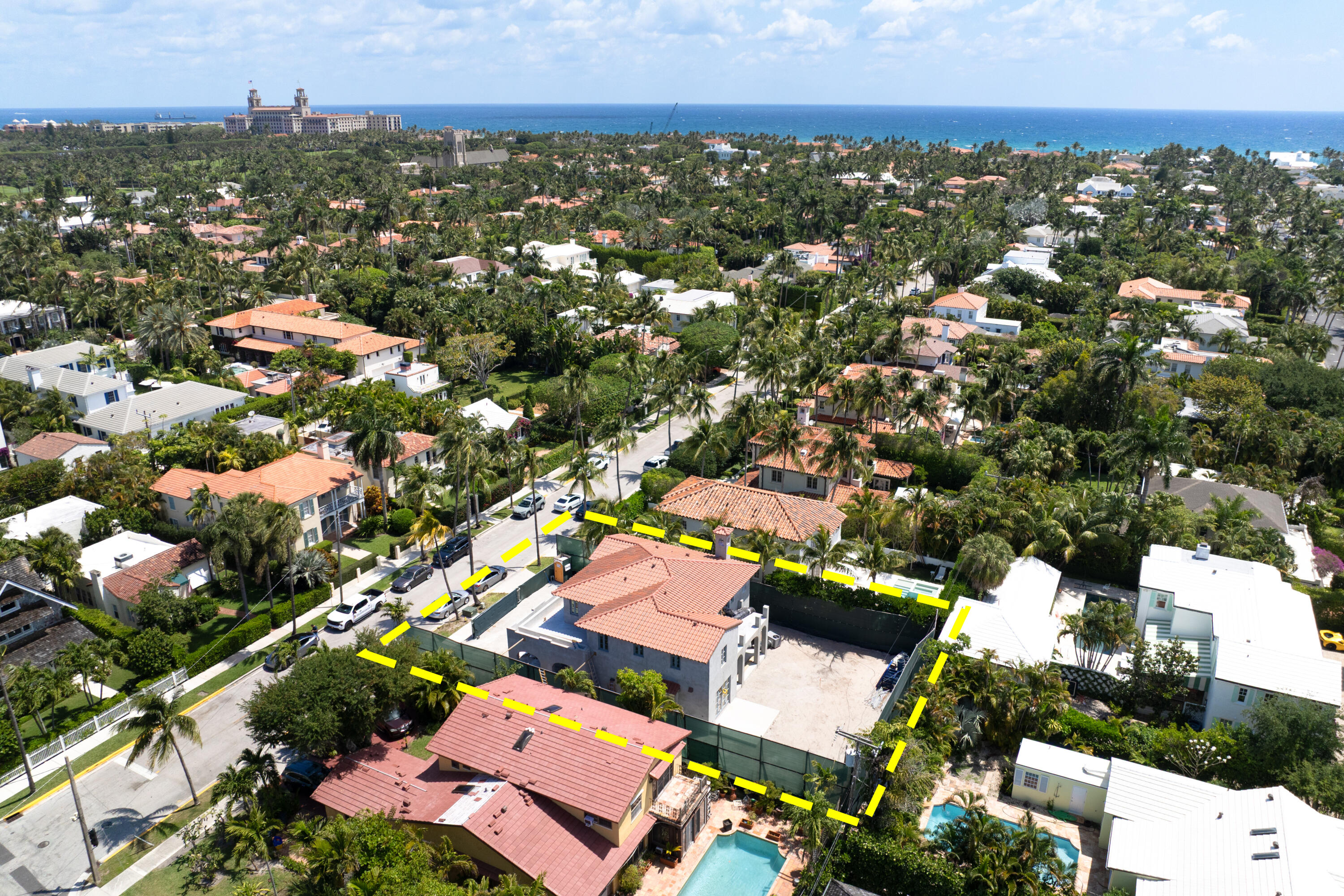 350 Seabreeze Avenue