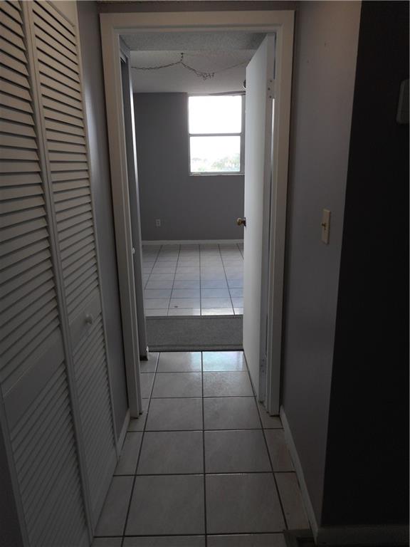 Somerset Lauderdale Lakes - Residential