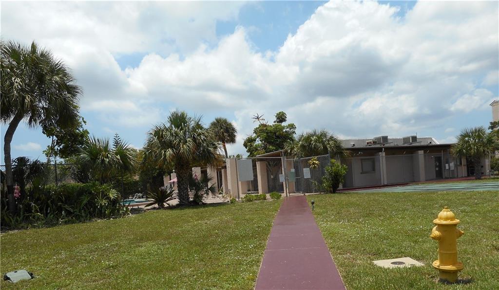 Somerset Lauderdale Lakes - Residential