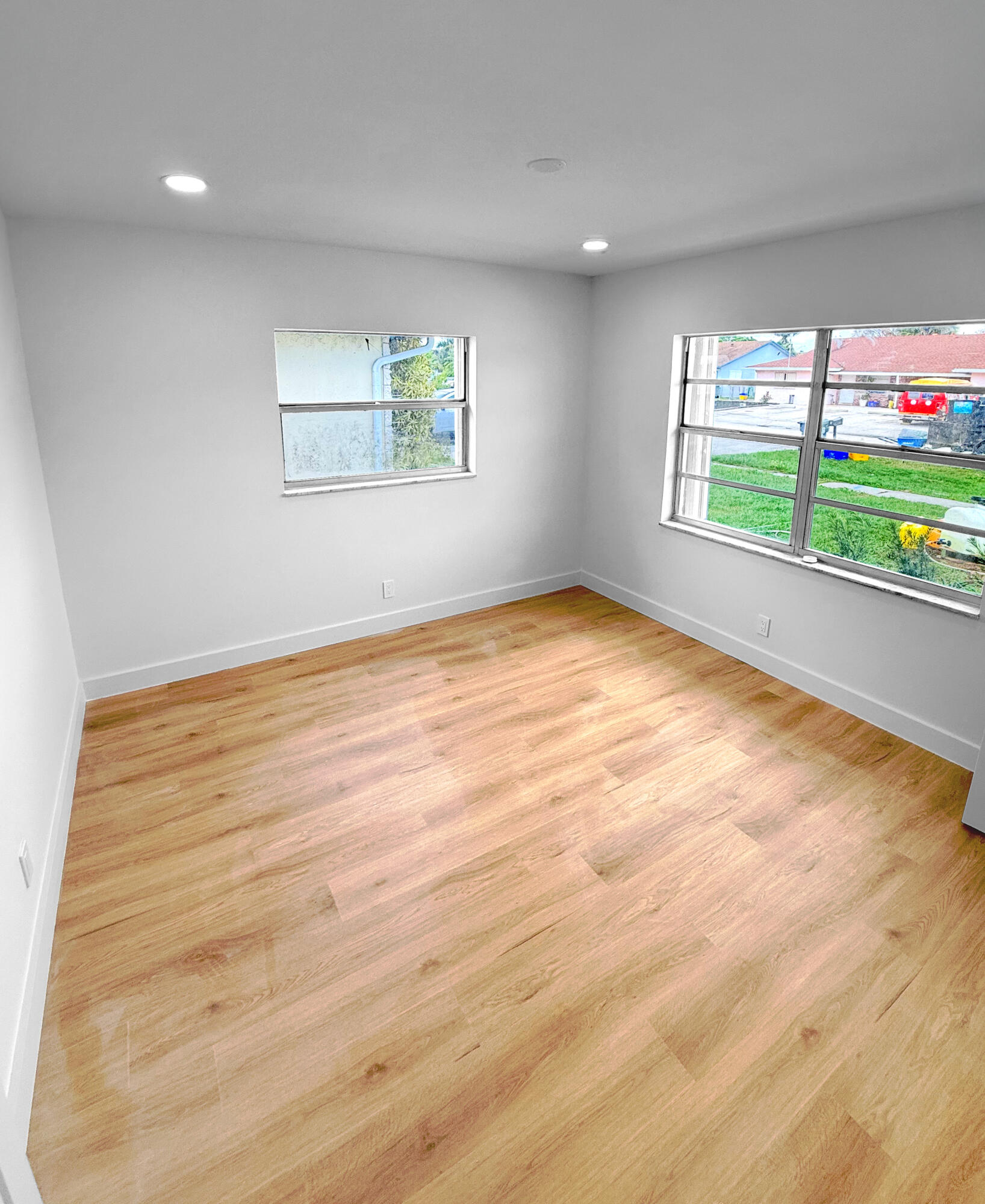 ELMWOOD ESTATES REPLAT OF PARCEL A - Residential