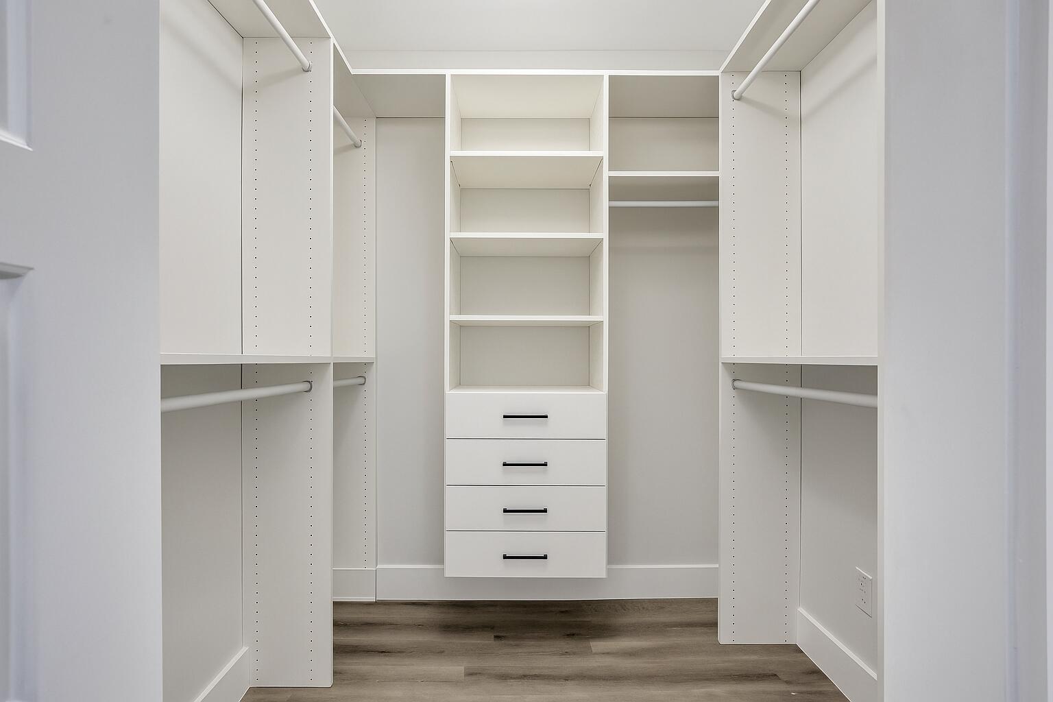 NO 115 PALM-AIRE COUNTRY - Residential