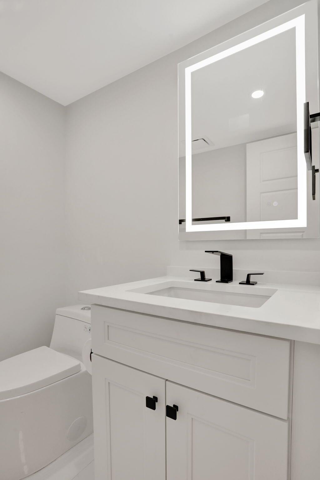 NO 115 PALM-AIRE COUNTRY - Residential