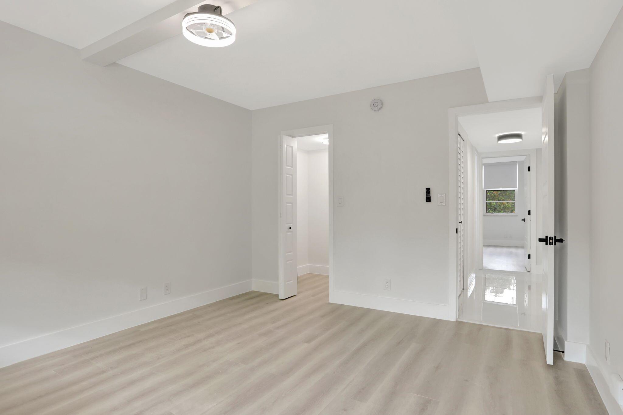 NO 115 PALM-AIRE COUNTRY - Residential