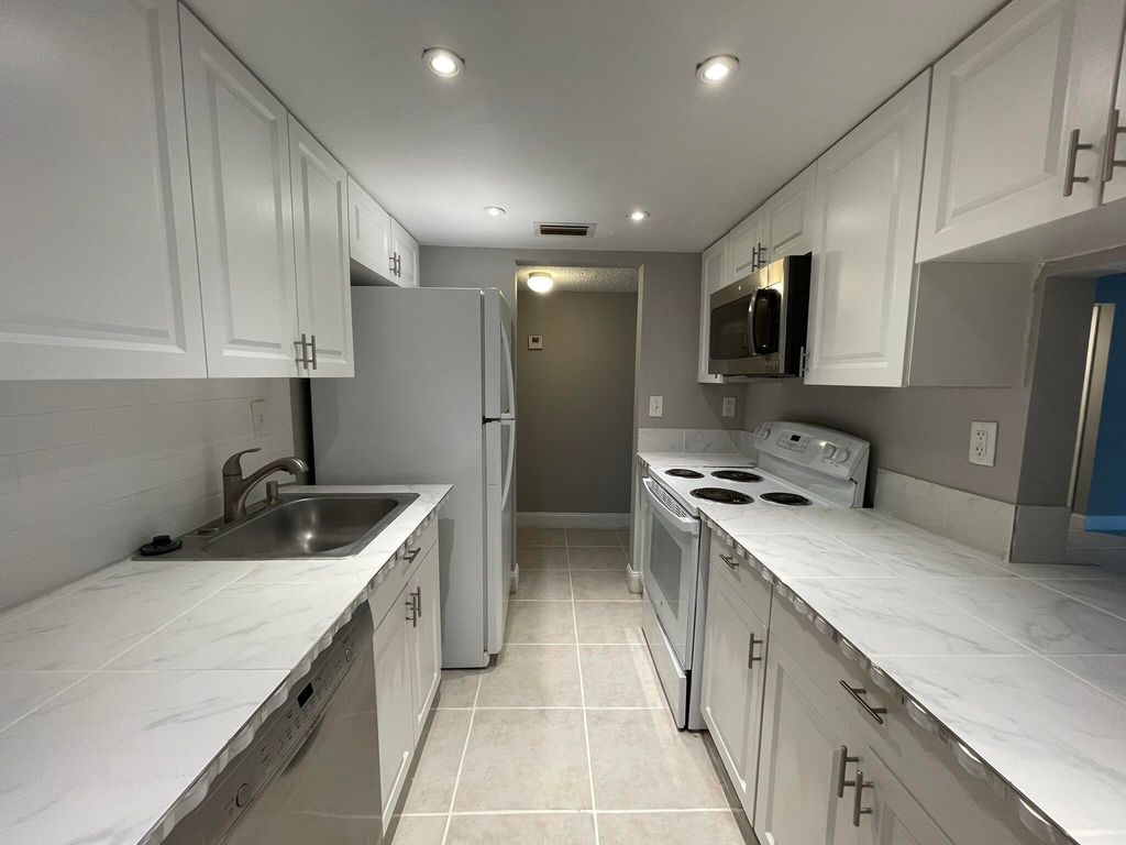 Photo of 1950 N Congress Avenue #301, West Palm Beach, FL 33401 (MLS # R10988959)