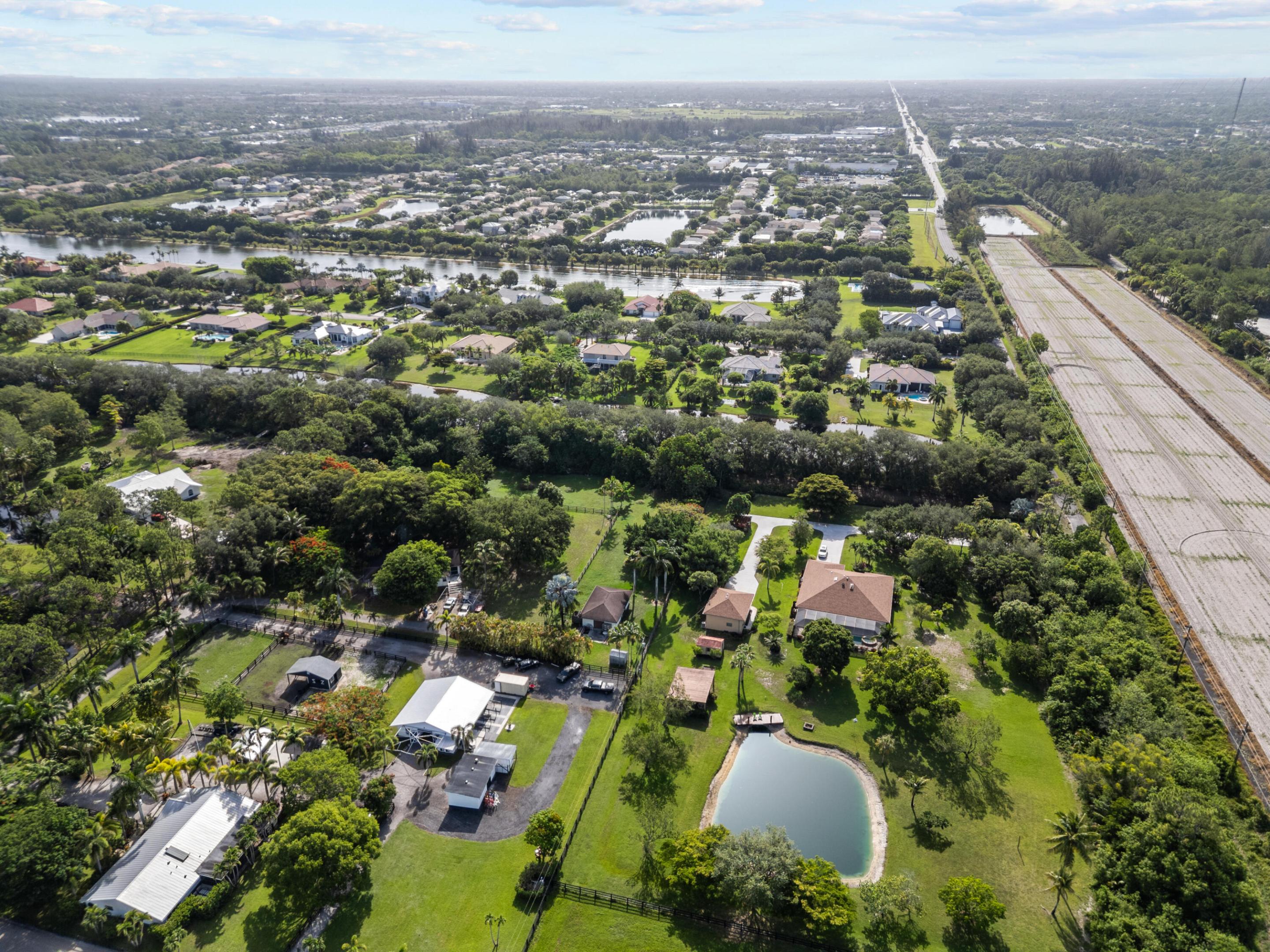 SEMINOLE RANCHES - Residential