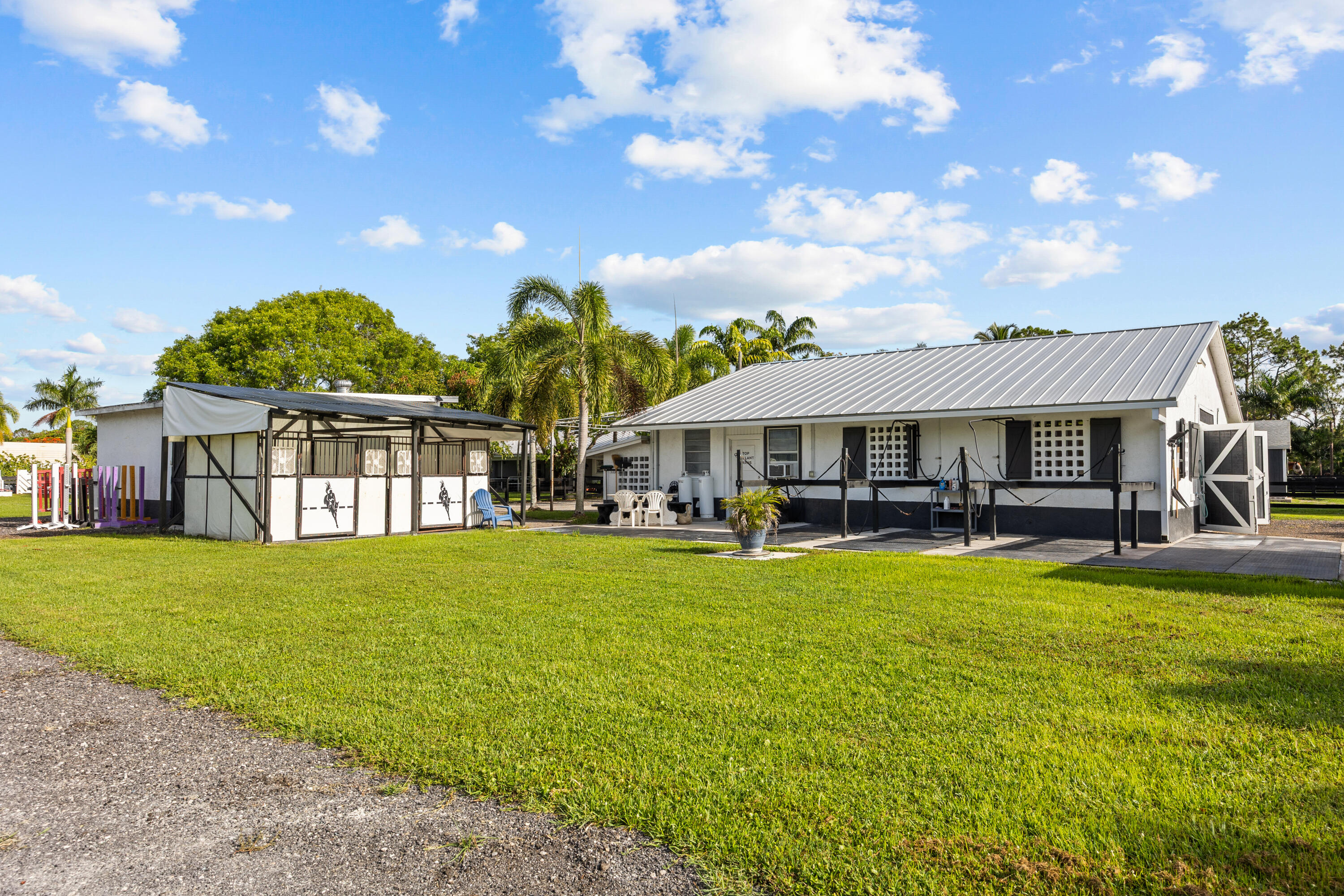 SEMINOLE RANCHES - Residential