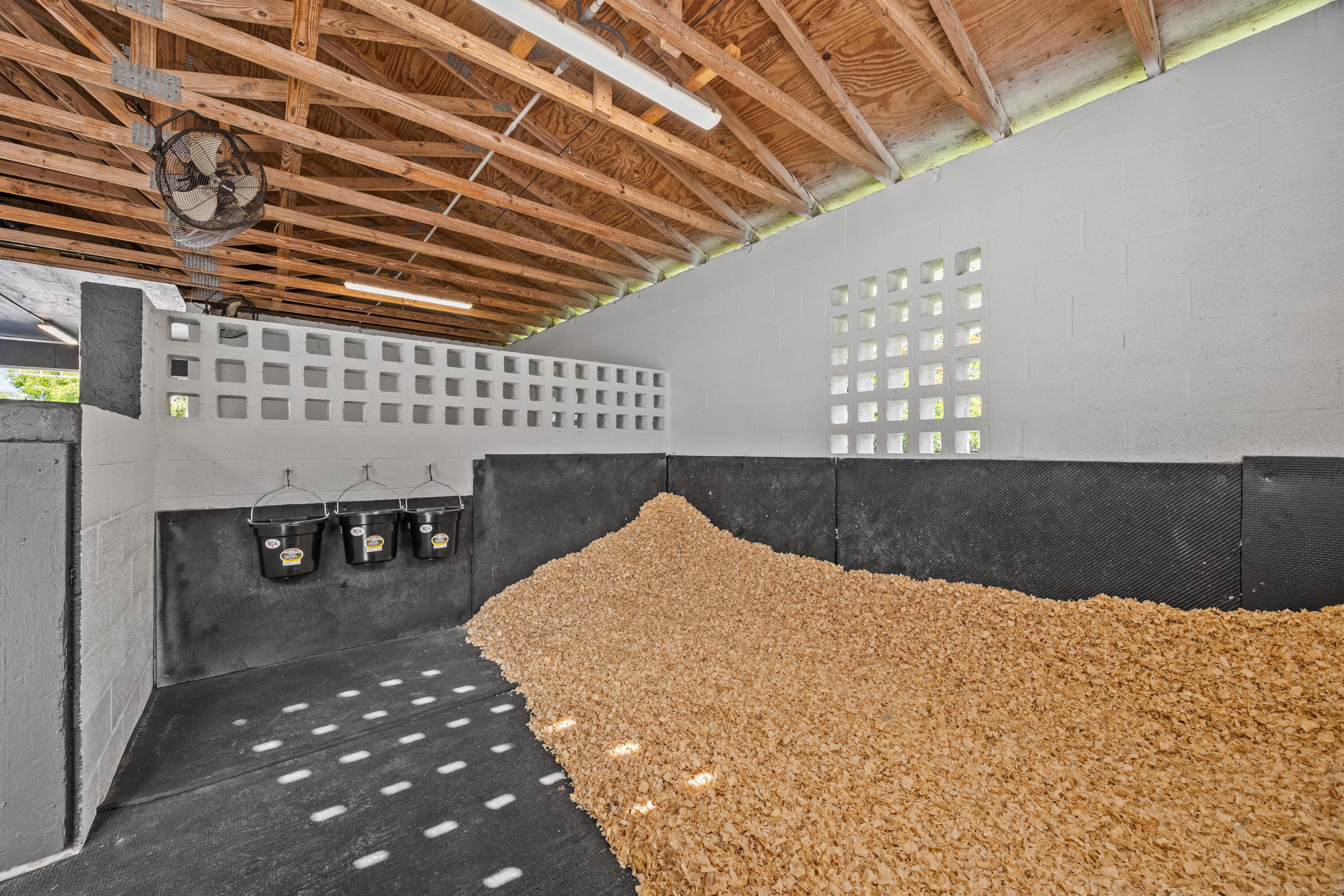 SEMINOLE RANCHES - Residential