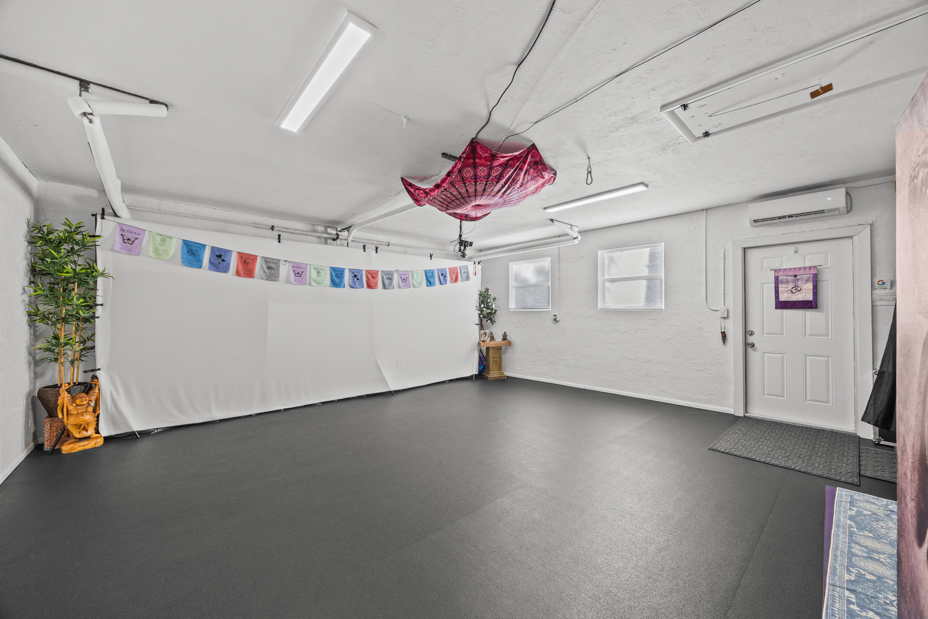 SEMINOLE RANCHES - Residential