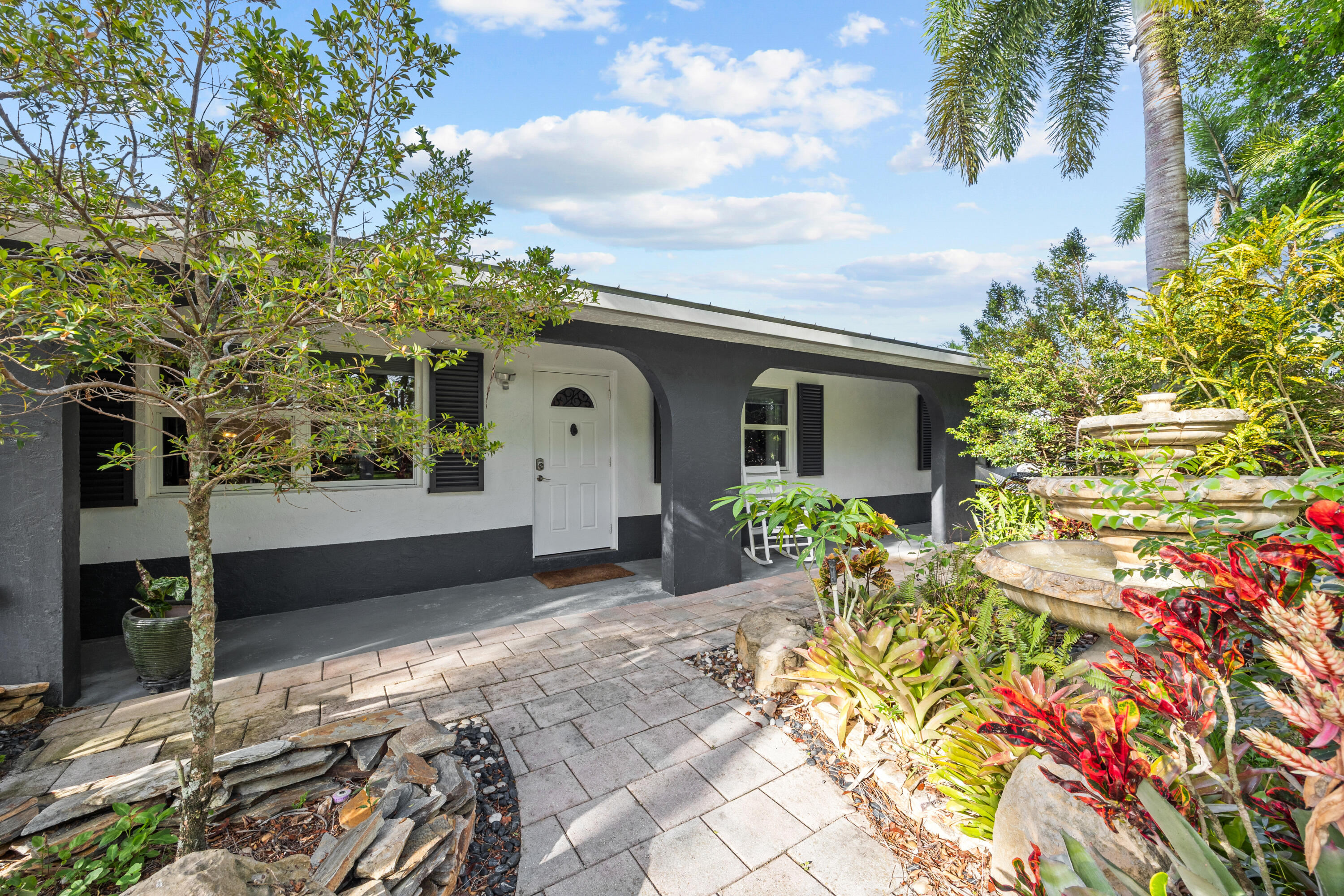 SEMINOLE RANCHES - Residential