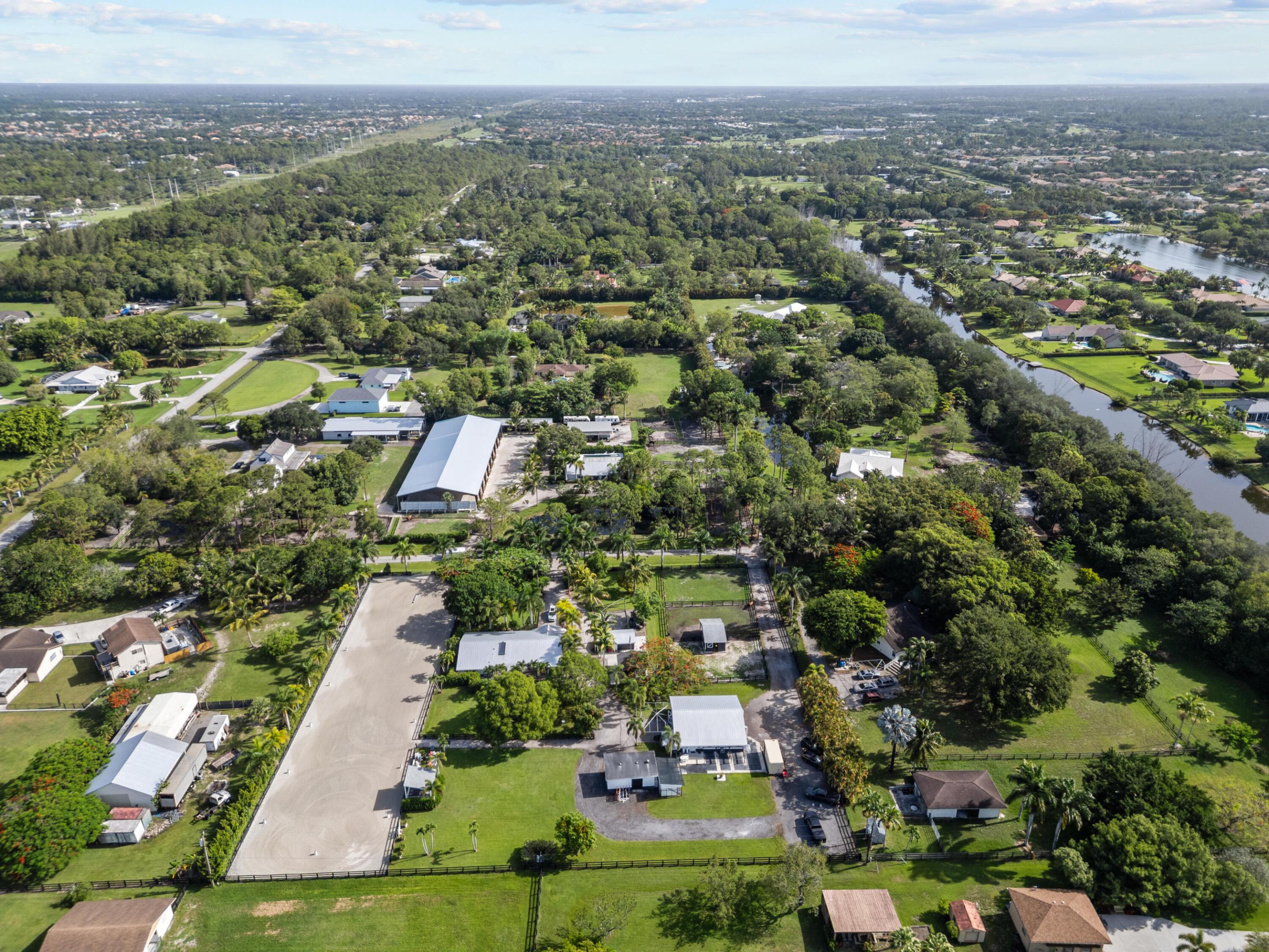 SEMINOLE RANCHES - Residential