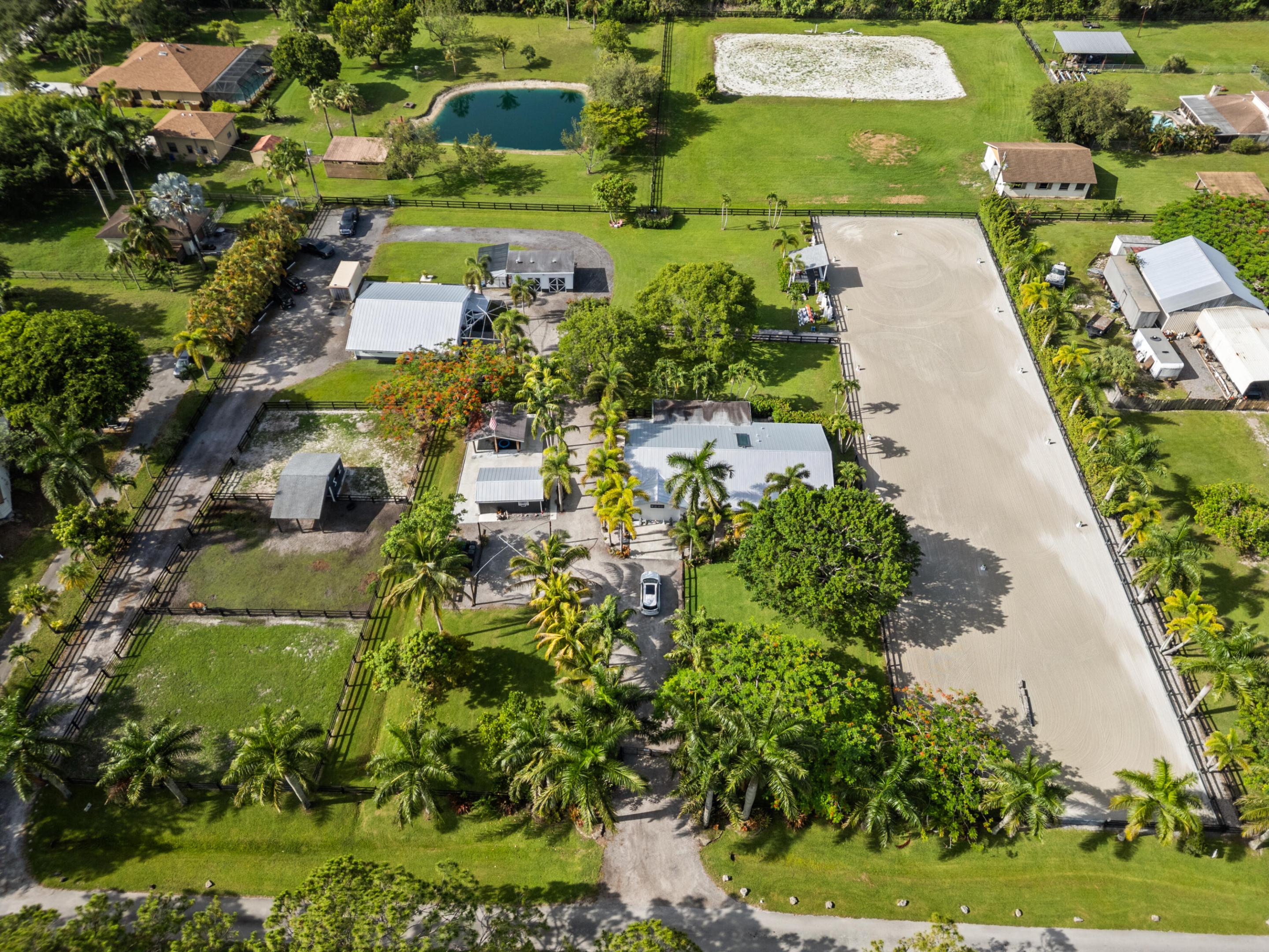 SEMINOLE RANCHES - Residential