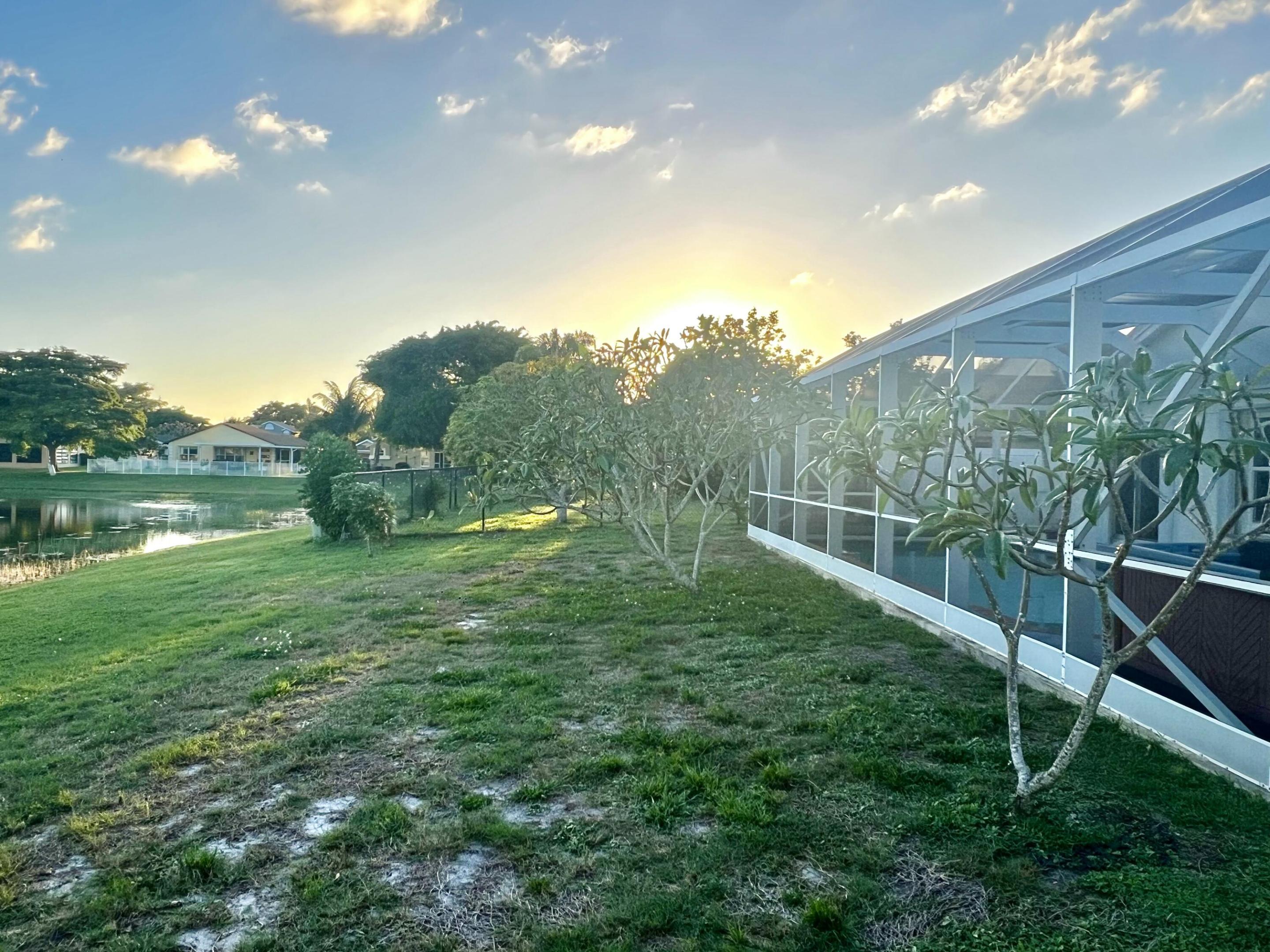 PALM CLUB WEST VILLAGE 2 - Residential