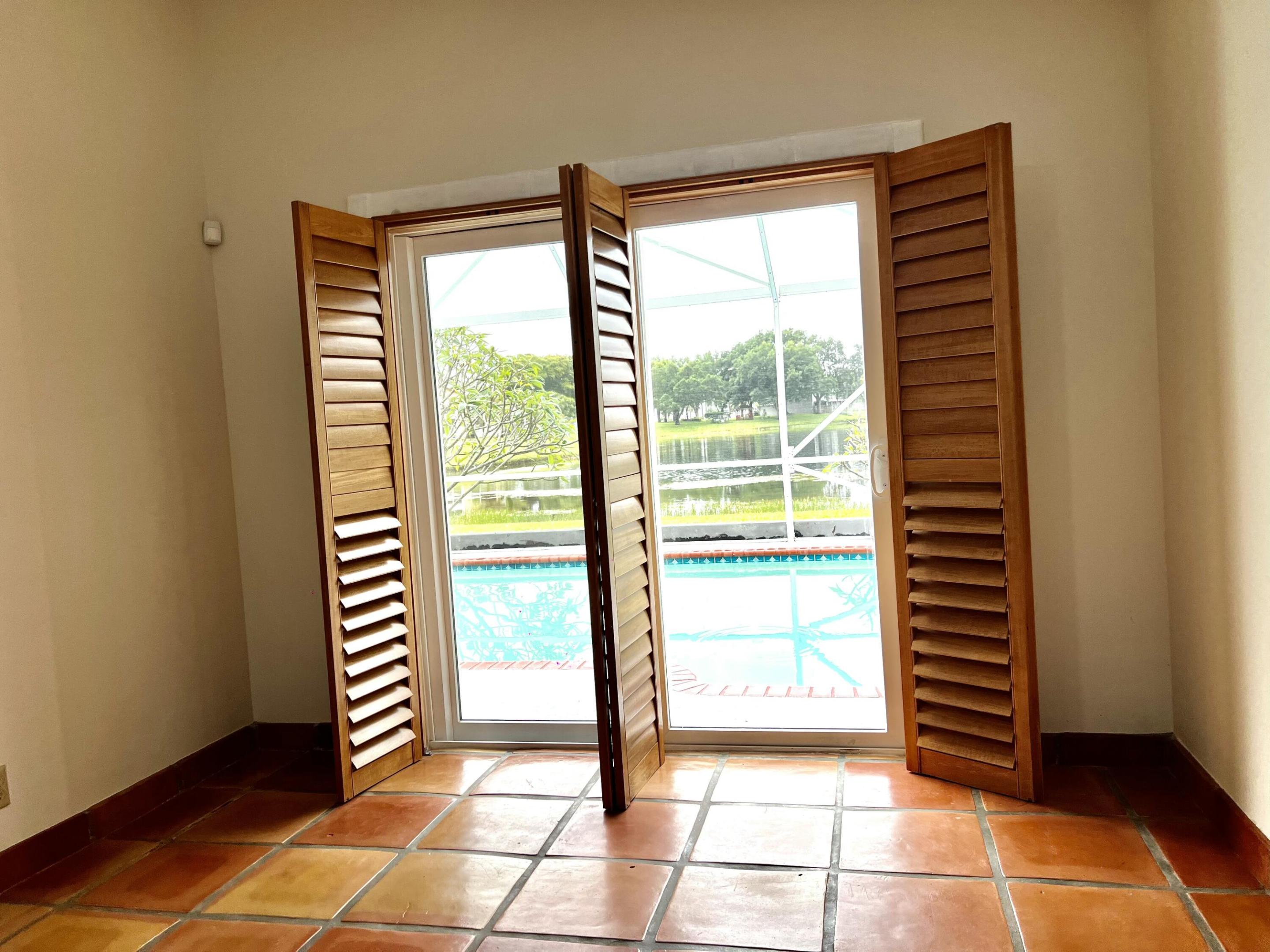 PALM CLUB WEST VILLAGE 2 - Residential