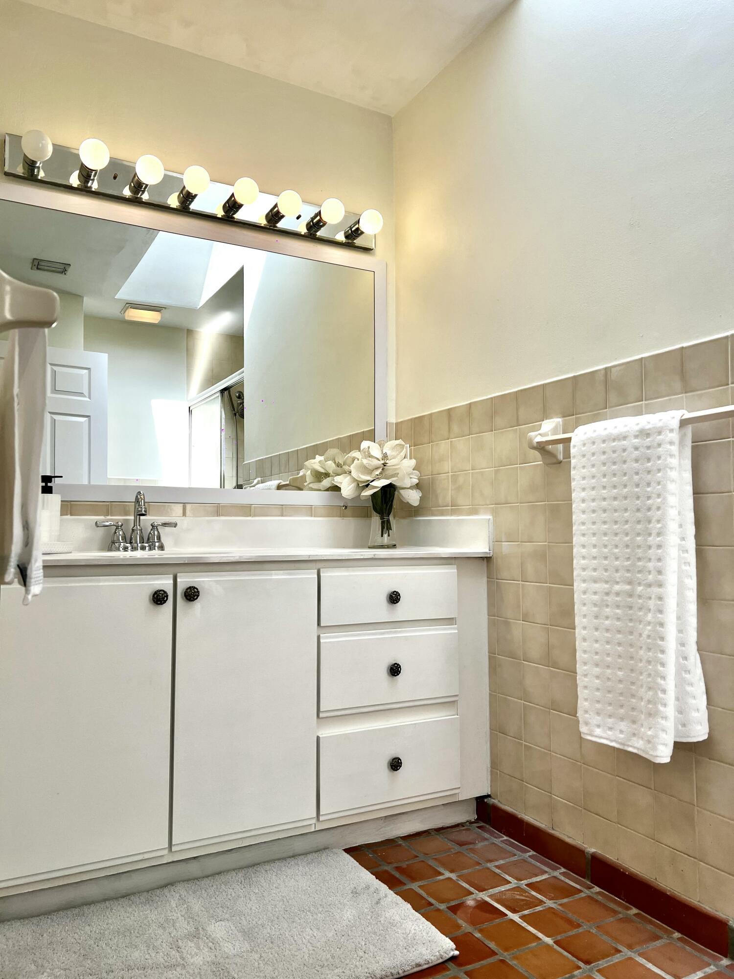 PALM CLUB WEST VILLAGE 2 - Residential