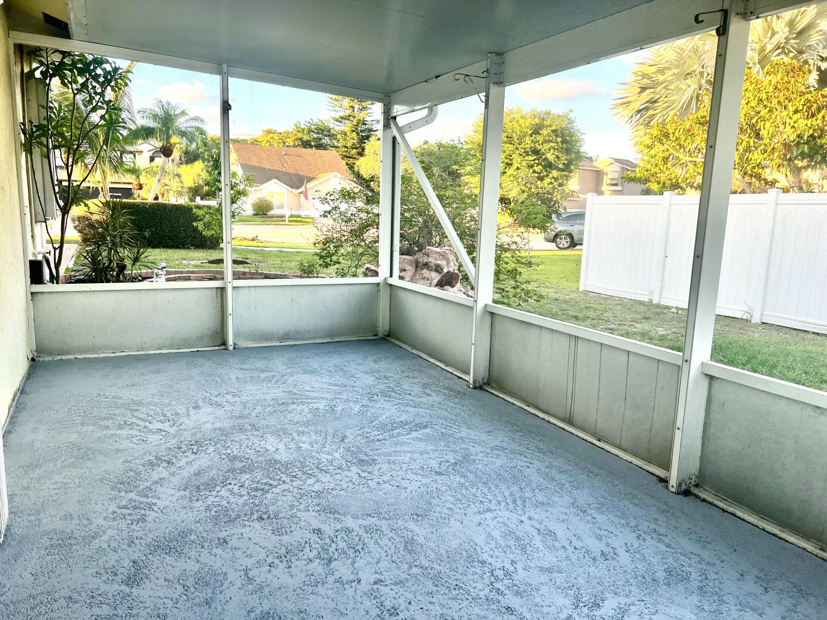 PALM CLUB WEST VILLAGE 2 - Residential